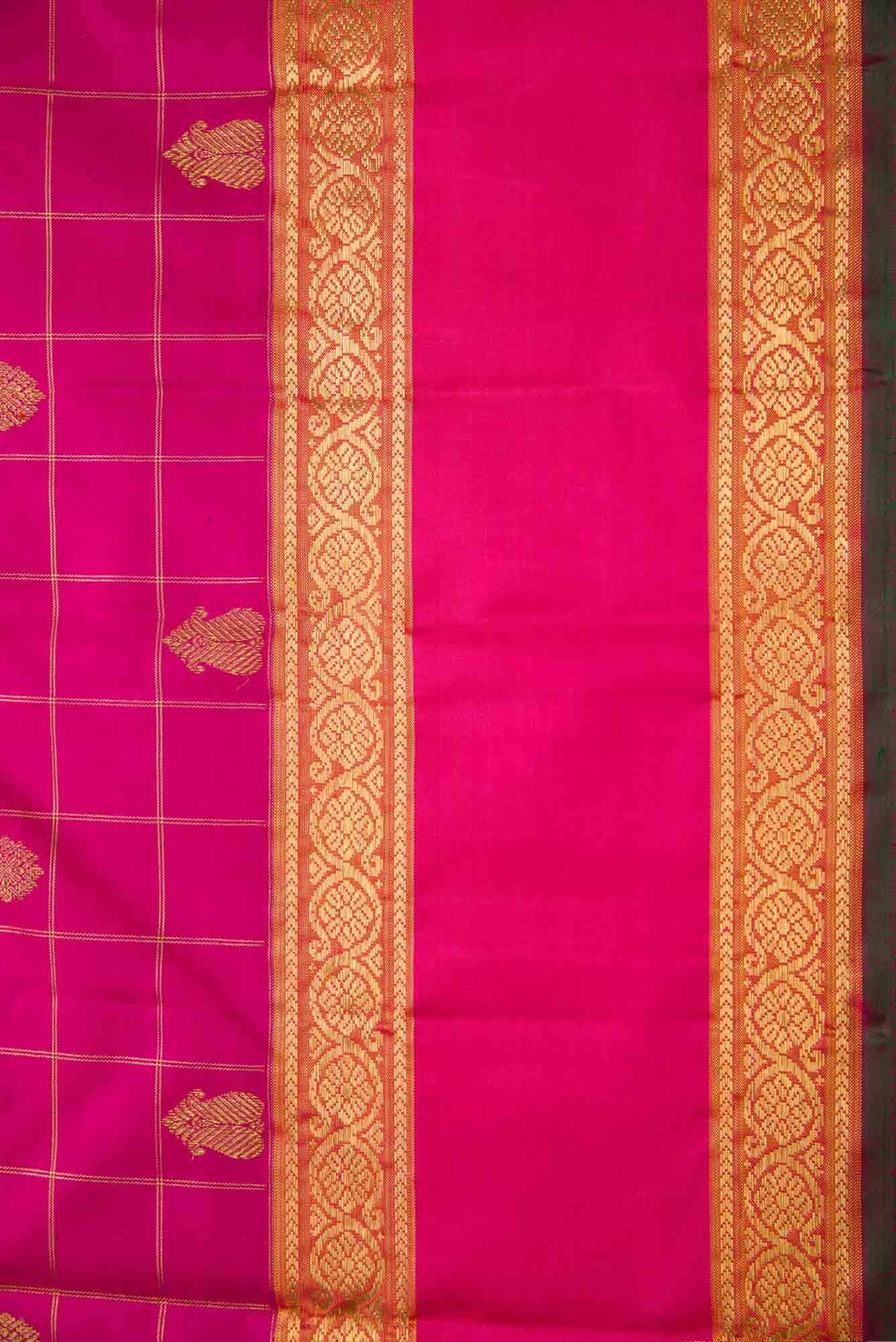 Pure Silk Pure Zari Pink Dual Tone Kanjivaram Saree - Image 5