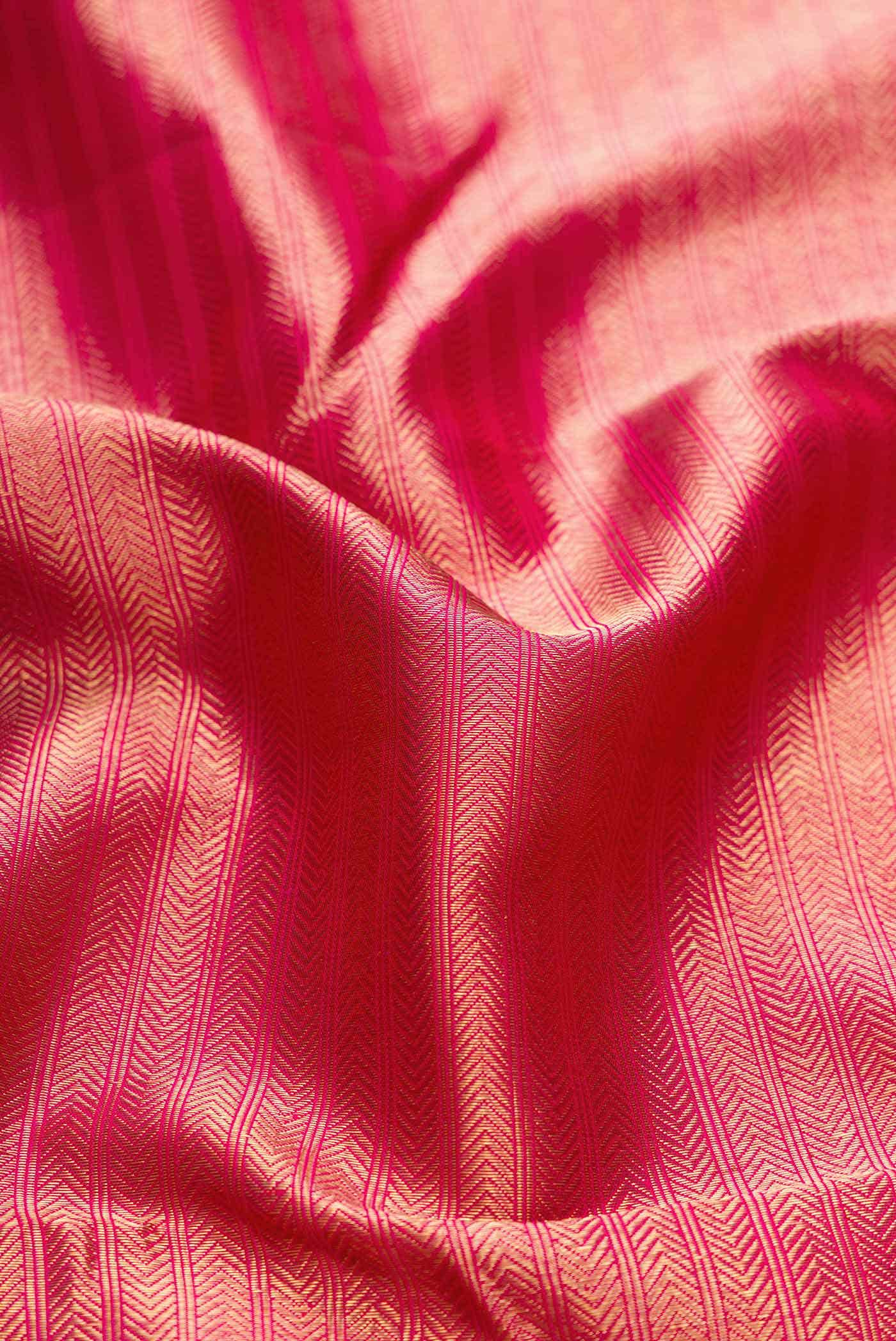 Pure Silk Pure Zari Pink Dual Tone Kanjivaram Saree - Image 3