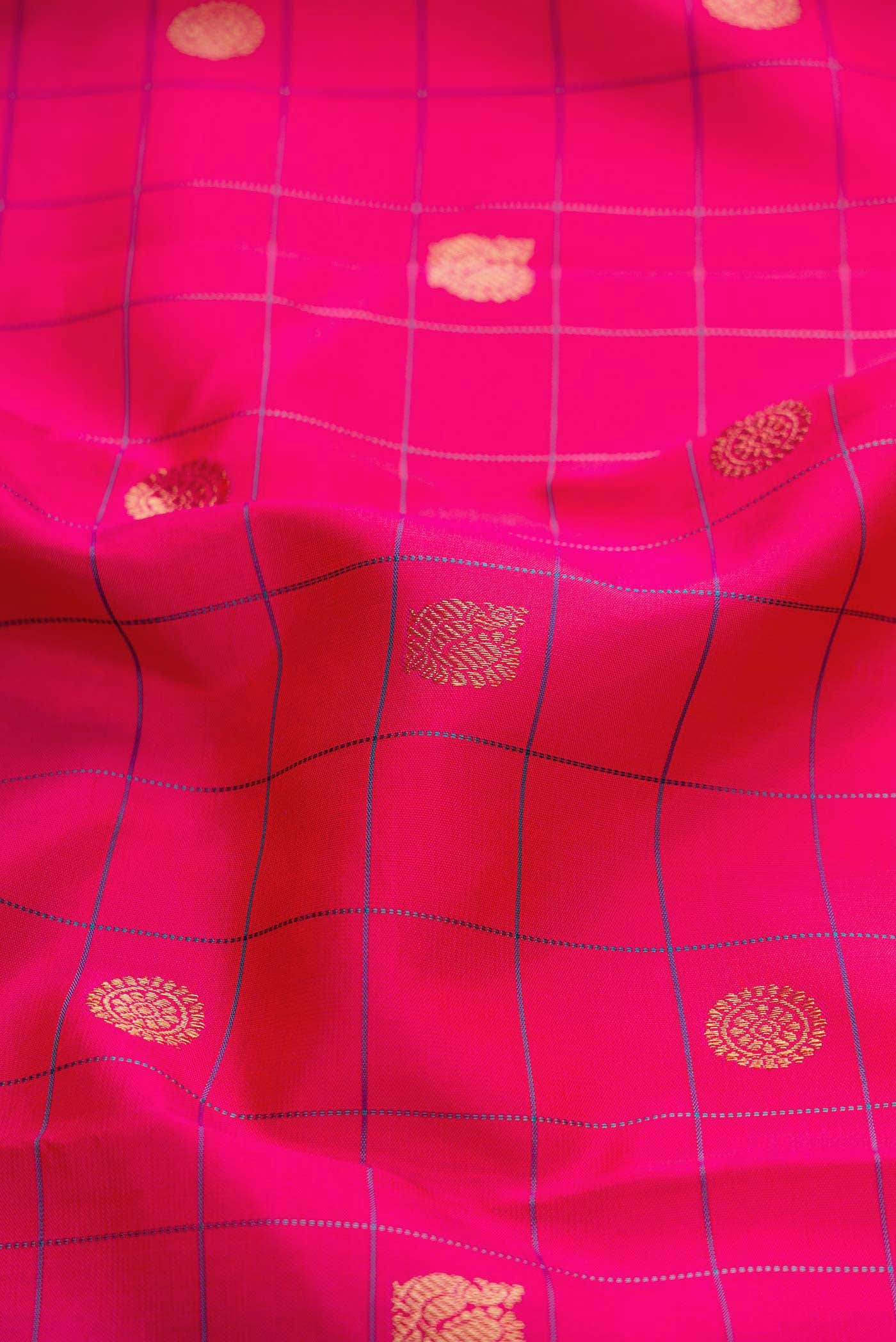 Pure Silk Pure Zari Pink Dual Tone Kanjivaram Saree - Image 3