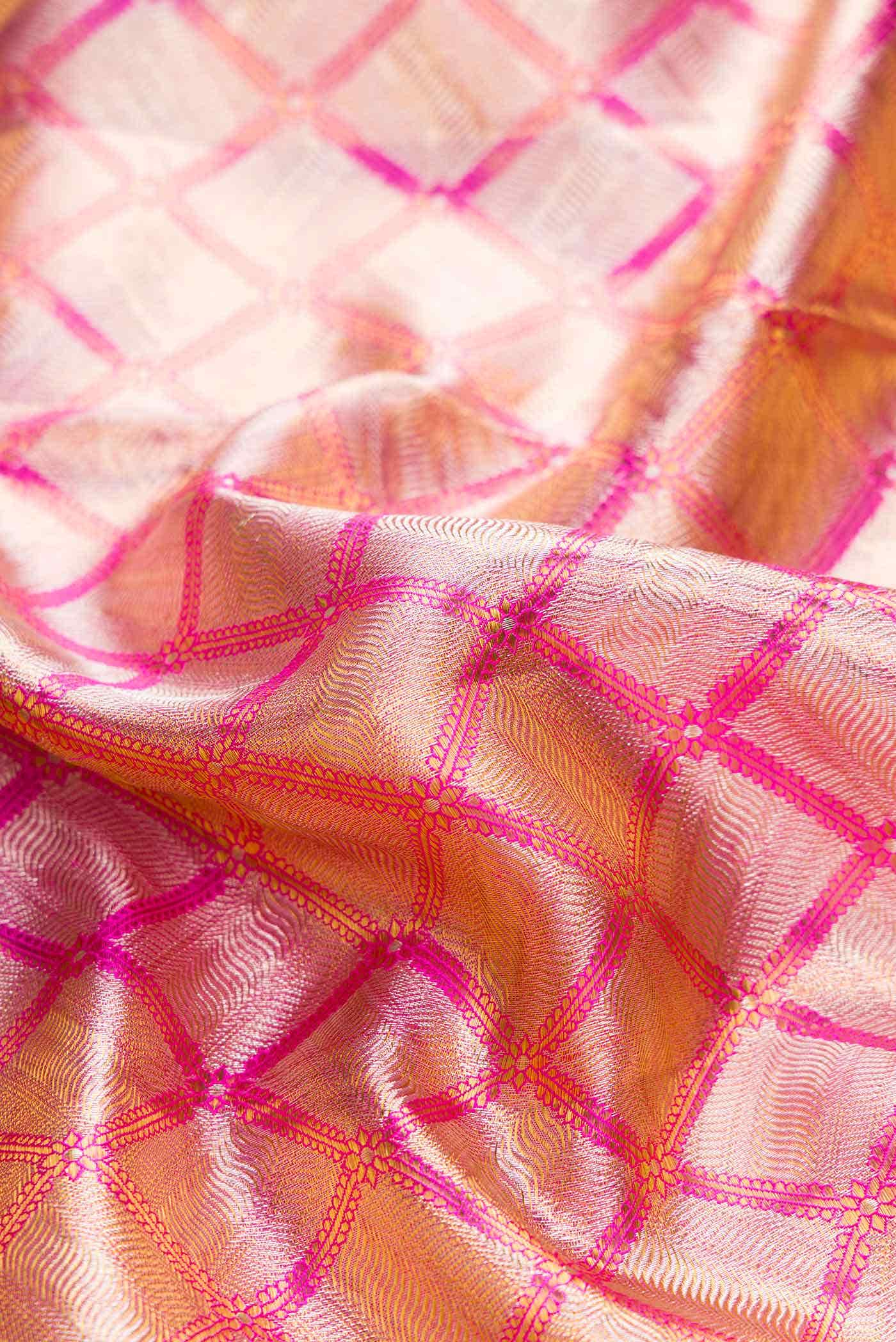 Pink Dual Tone Kanjivaram Tissue Silk Saree - Image 3