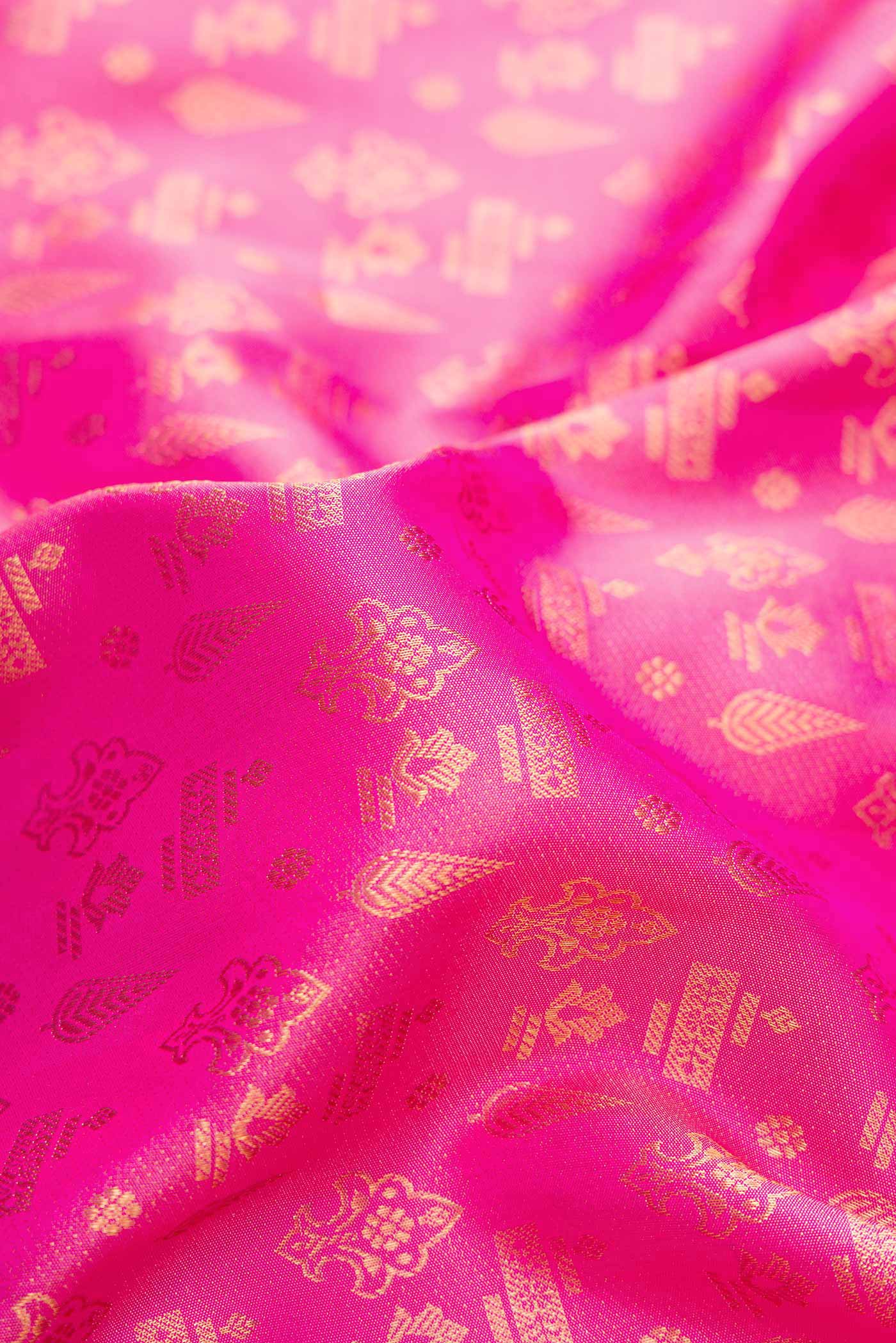 Rose pink Kanjivaram Silk Saree - Image 2