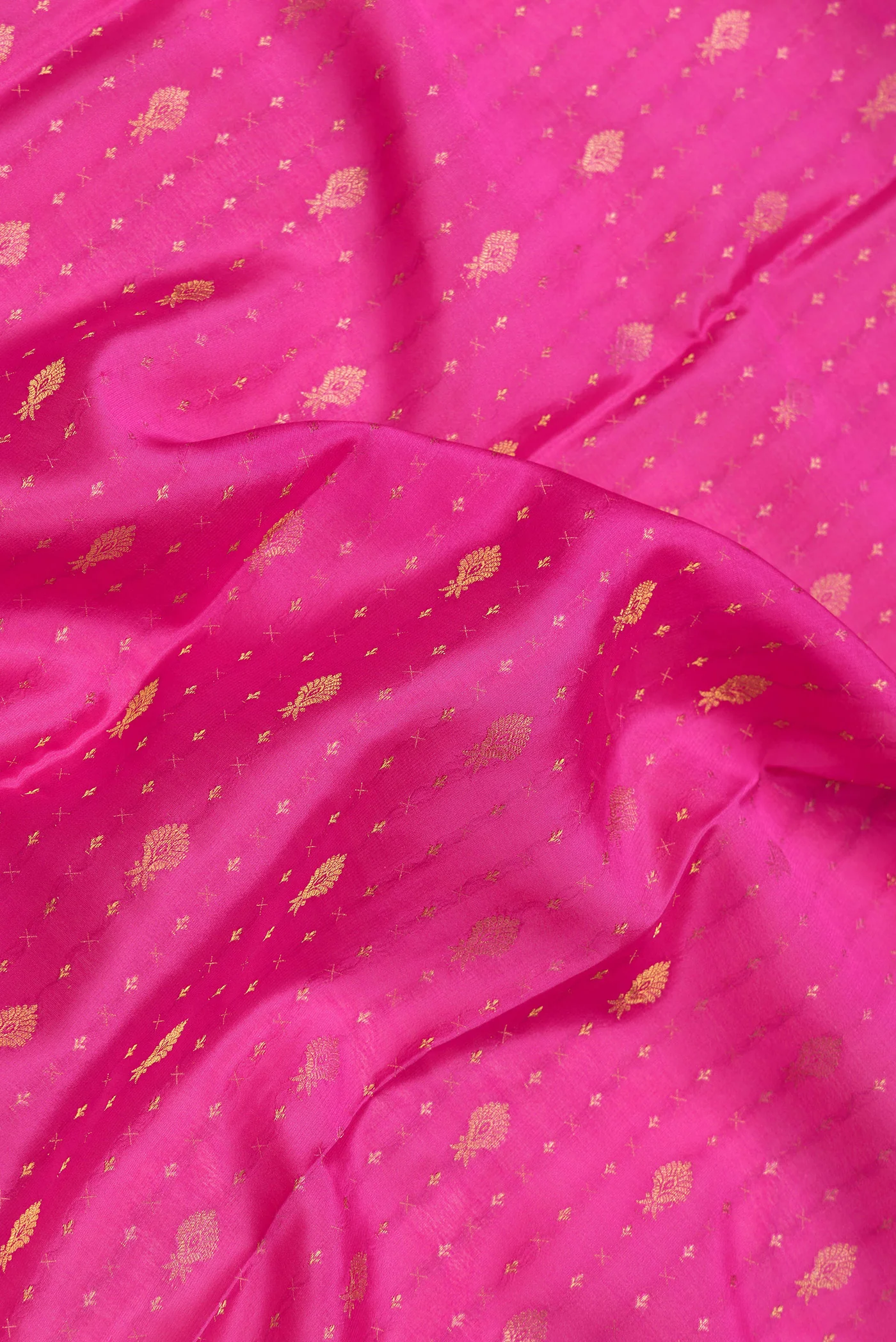 Pink Mysore Crepe Saree - Image 2