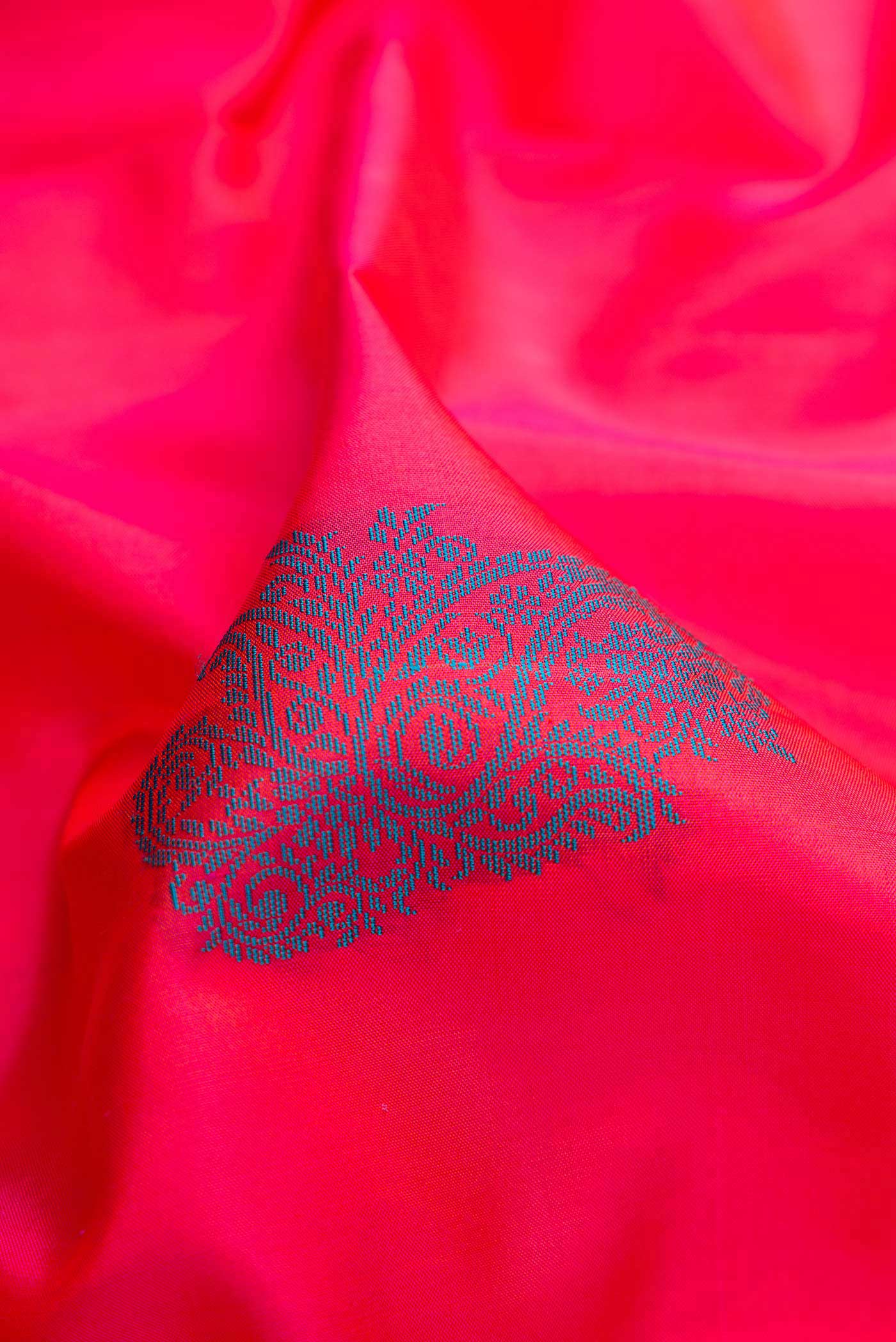 Pink with Orange Color Soft Silk Saree - Image 2
