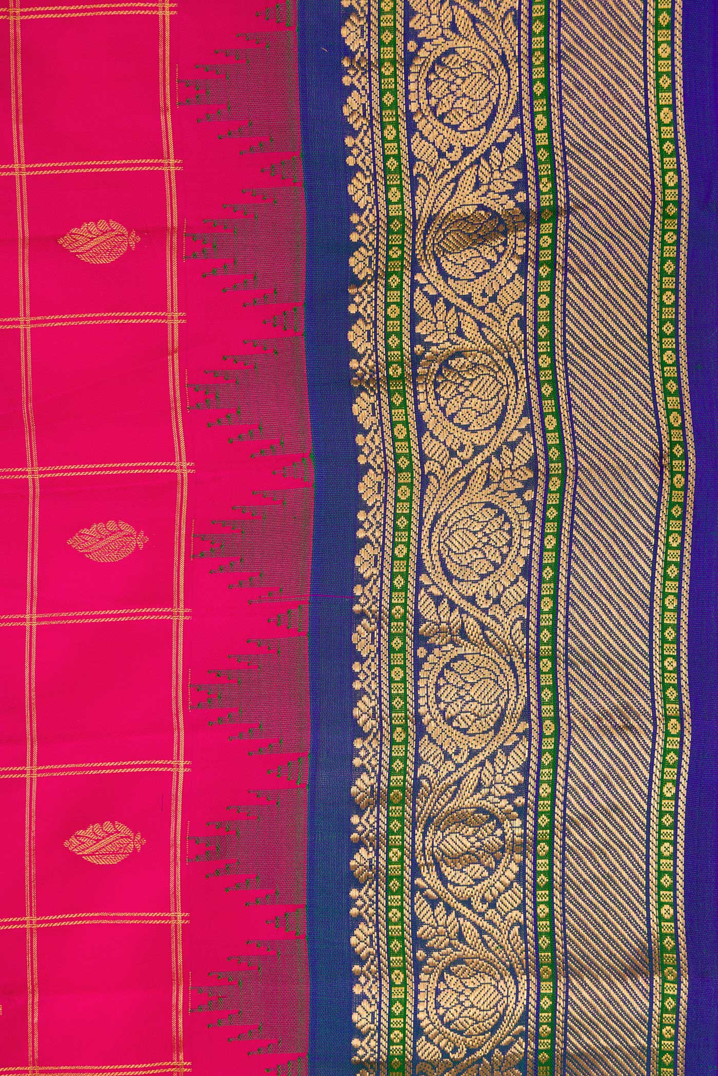 Pink Gadwal Silk Saree - Image 3