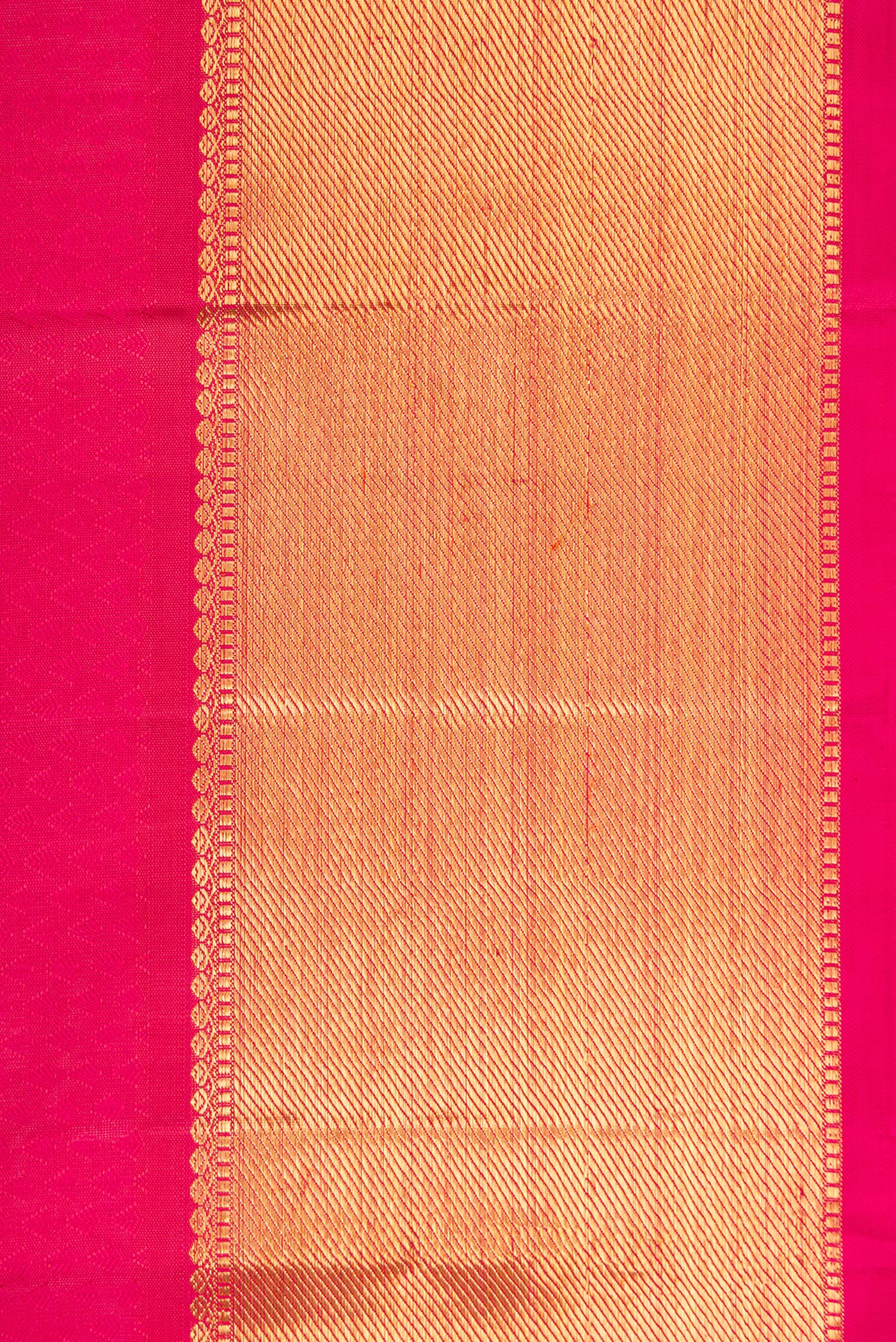 Pure Silk Pure Zari Pink Kanchipuram Saree - Image 3