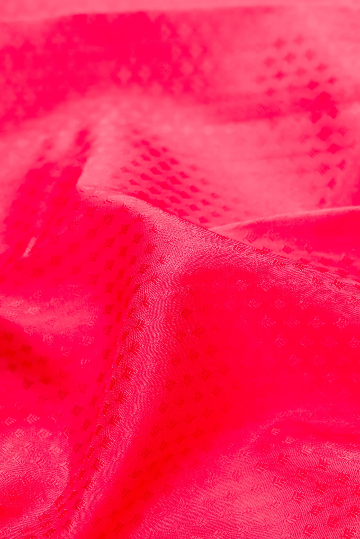 Pure Silk Pure Zari Pink Kanjivaram Saree - Image 2