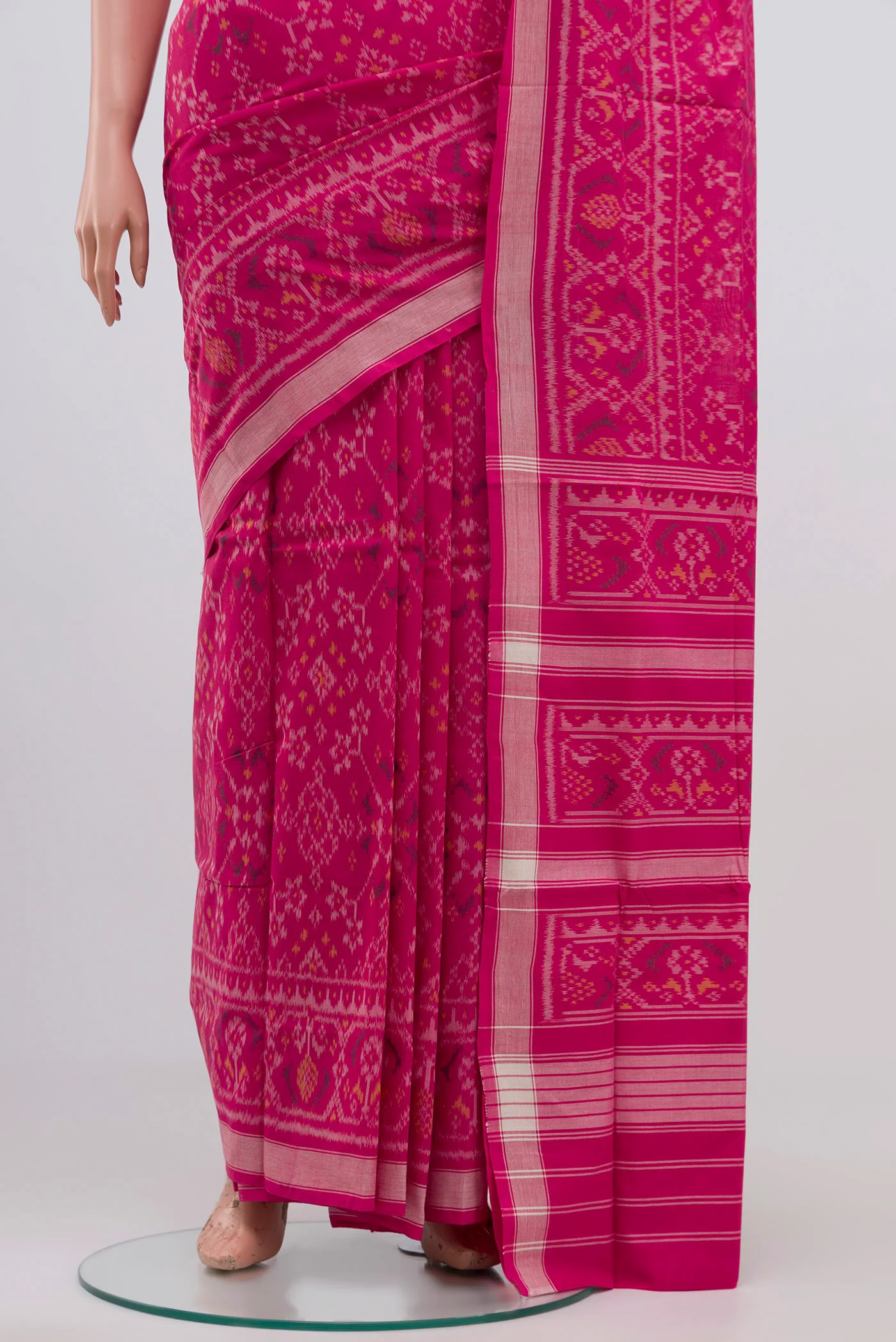 Pink Pochampally Cotton Saree - Image 3