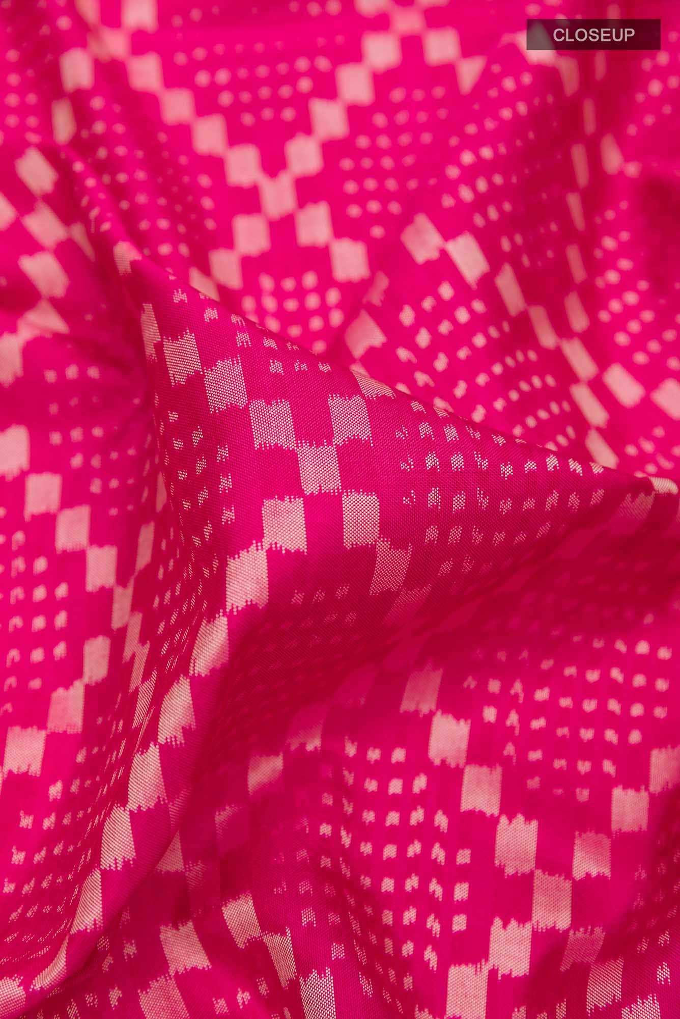 Pink Pochampally Silk Saree - Image 3