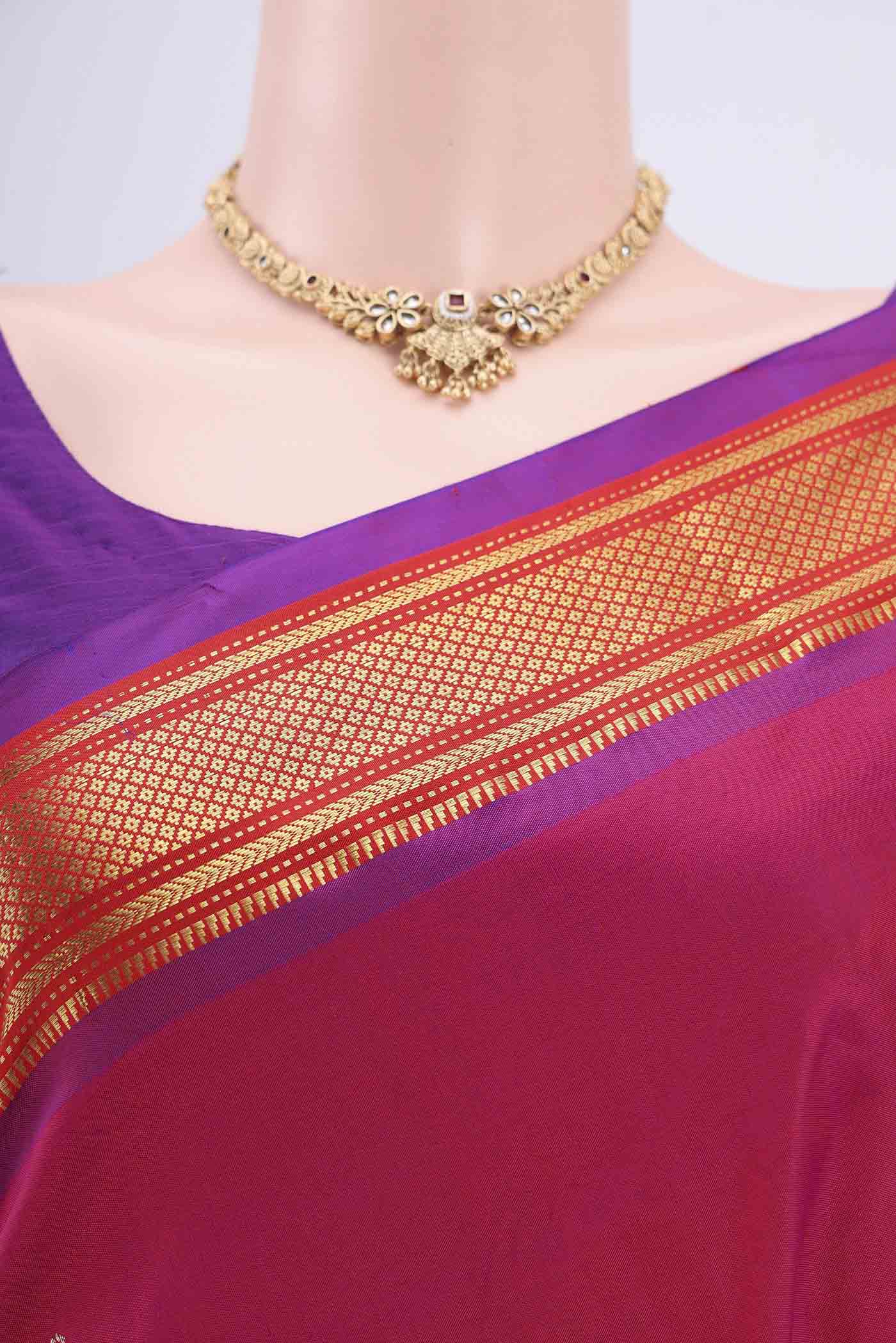 Magenta with Red Color Paithani Silk Saree - Image 2