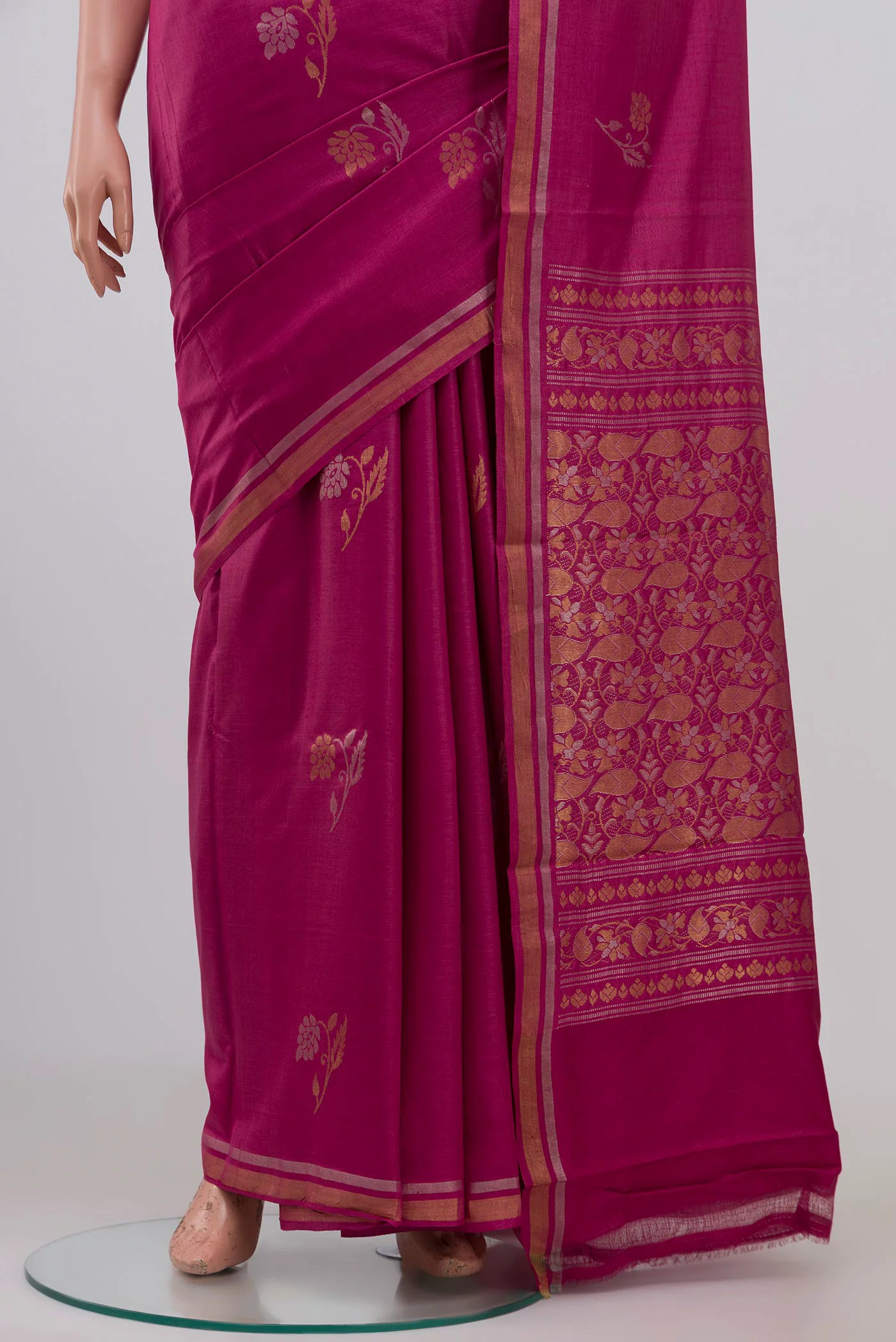 Light Magenta Tussar Silk Saree - Image 3