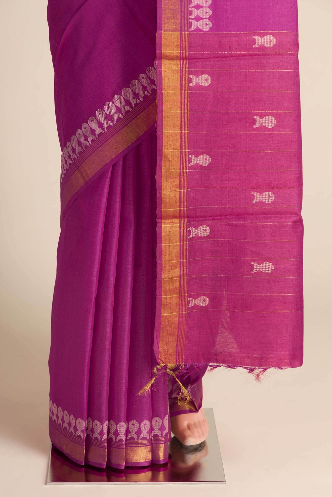 Pisces in Paris-Magenta Bhagalpuri Tussar Silk Saree - Image 3