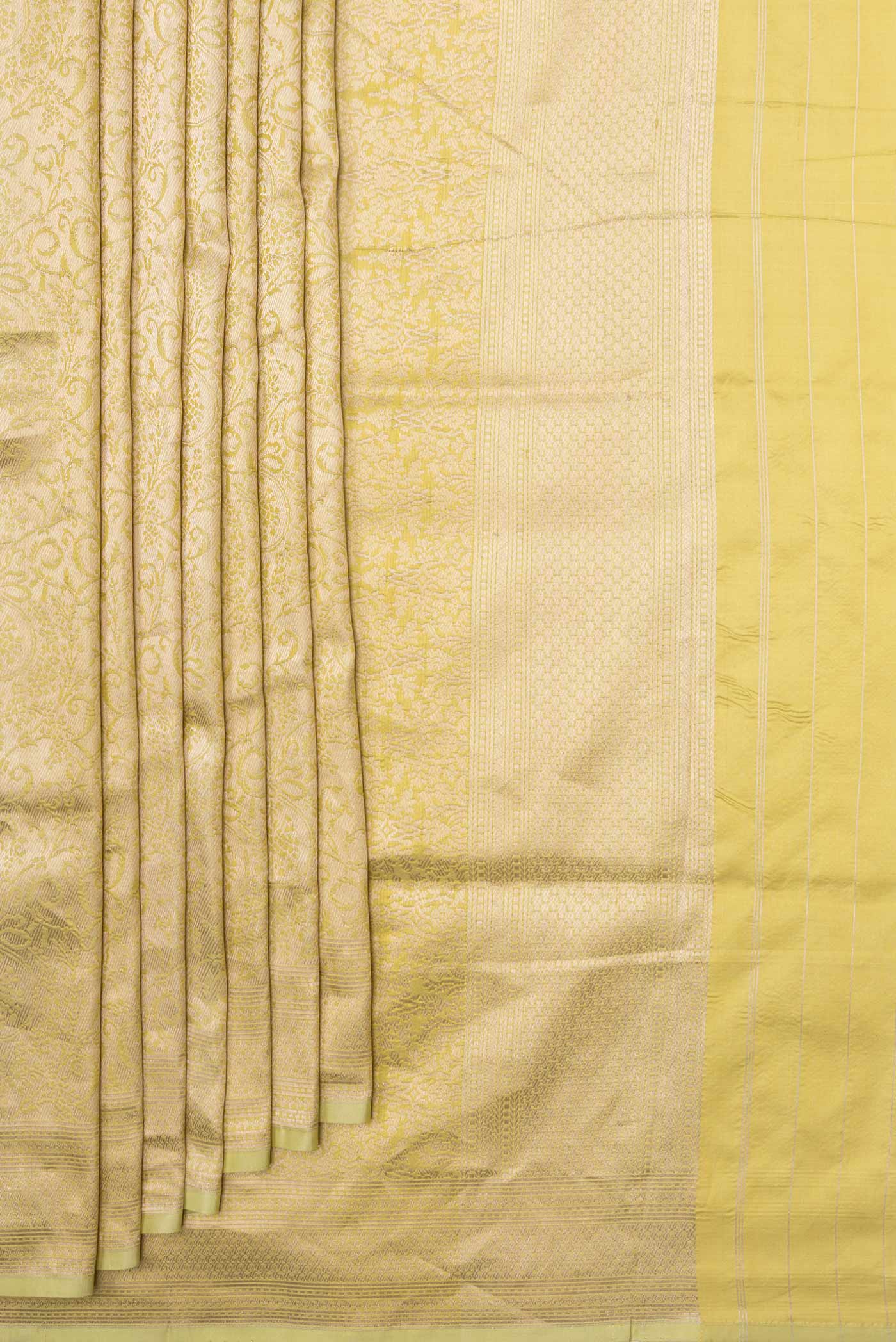Light Green with Yellow Color Banarasi Silk Saree - Image 4
