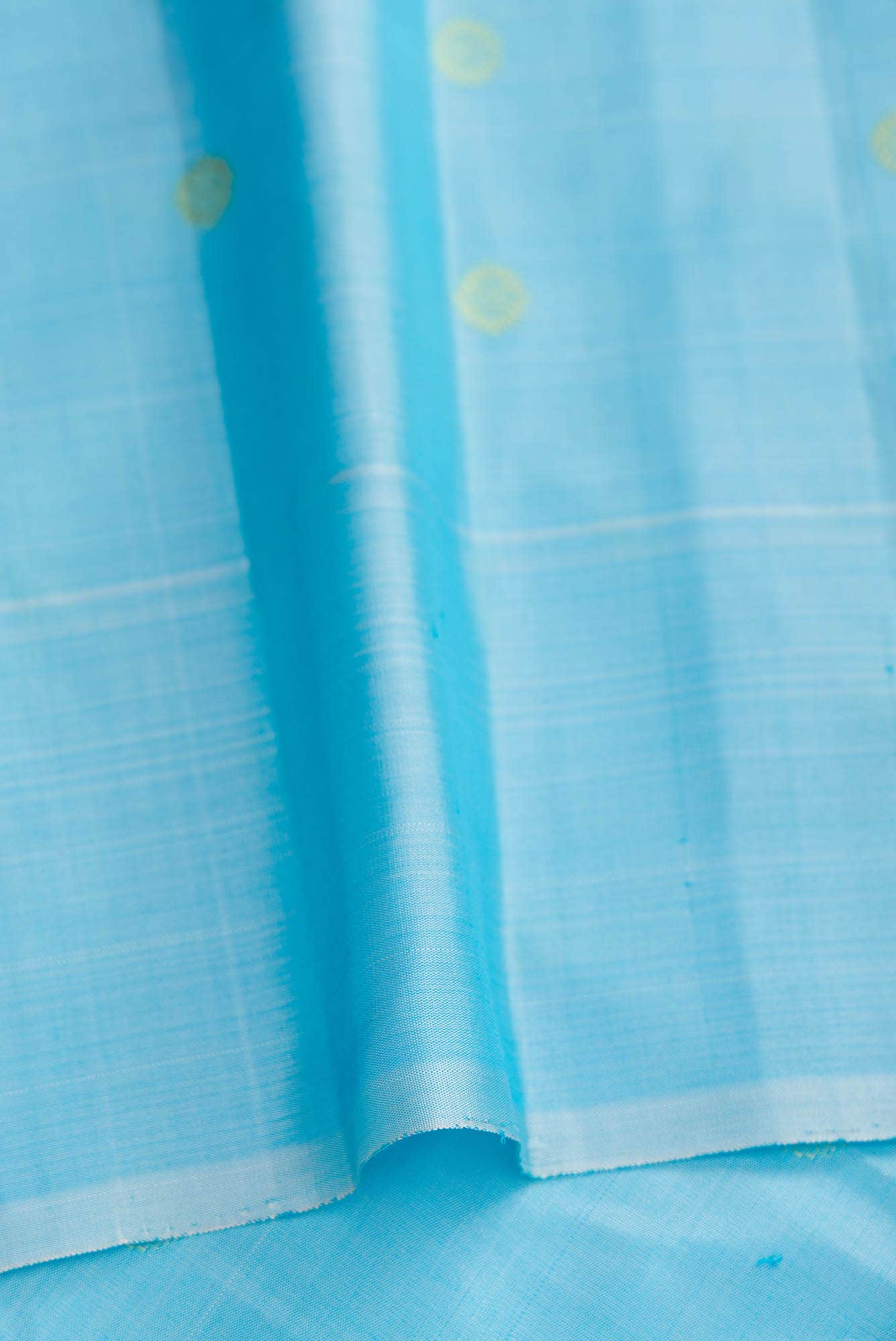Pista Green Dual Tone Gadwal Silk Saree - Image 6