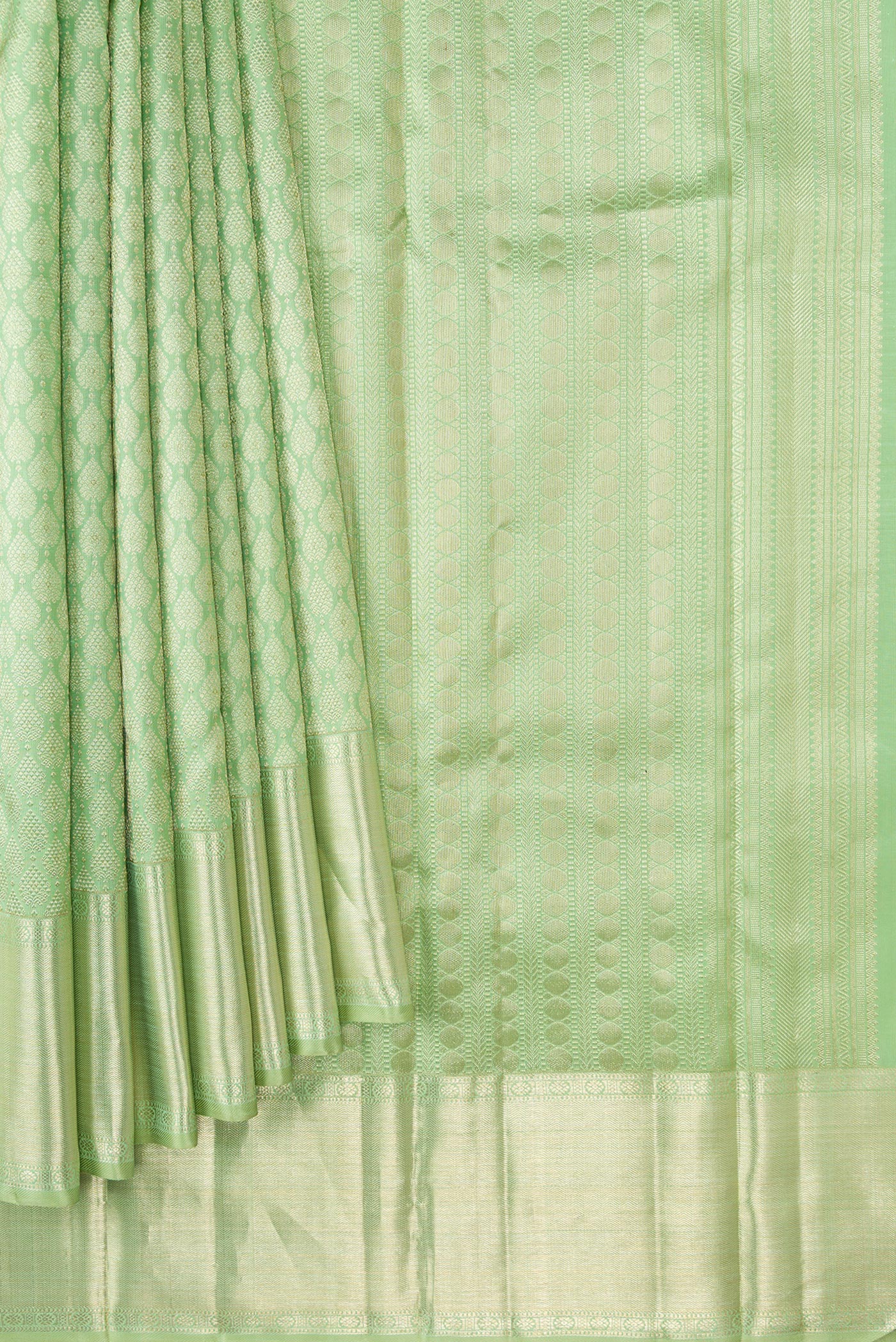 Pista Green Kanchipuram Silk Saree - Image 4