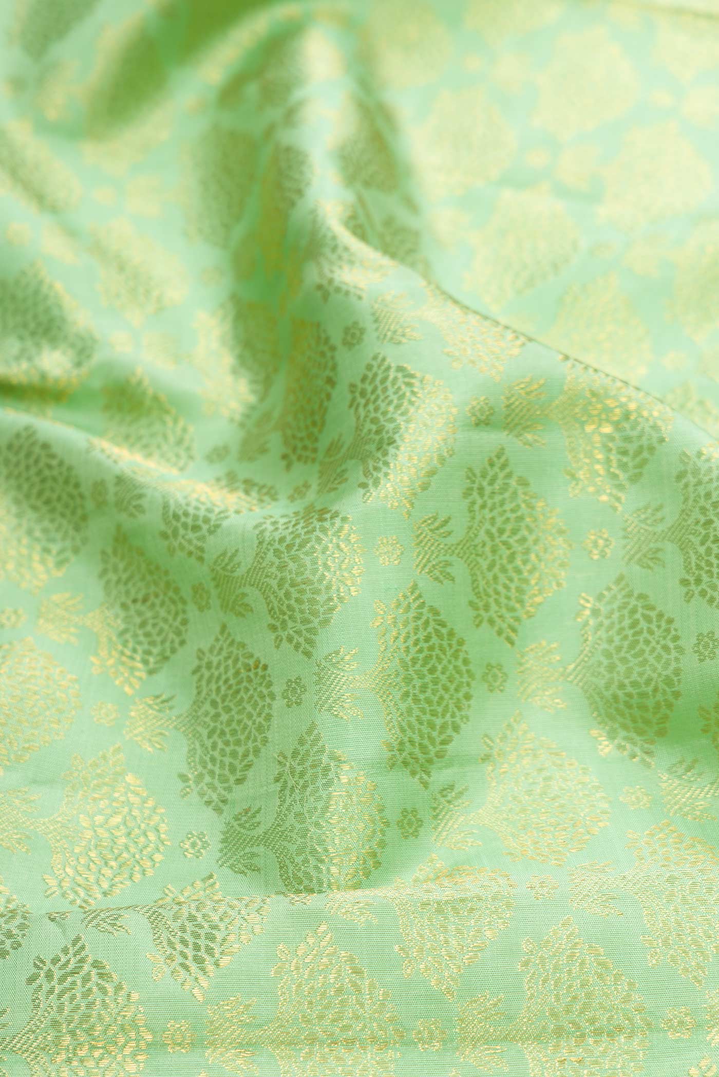 Pista Green Dual Tone Kanchipuram Silk Saree - Image 2