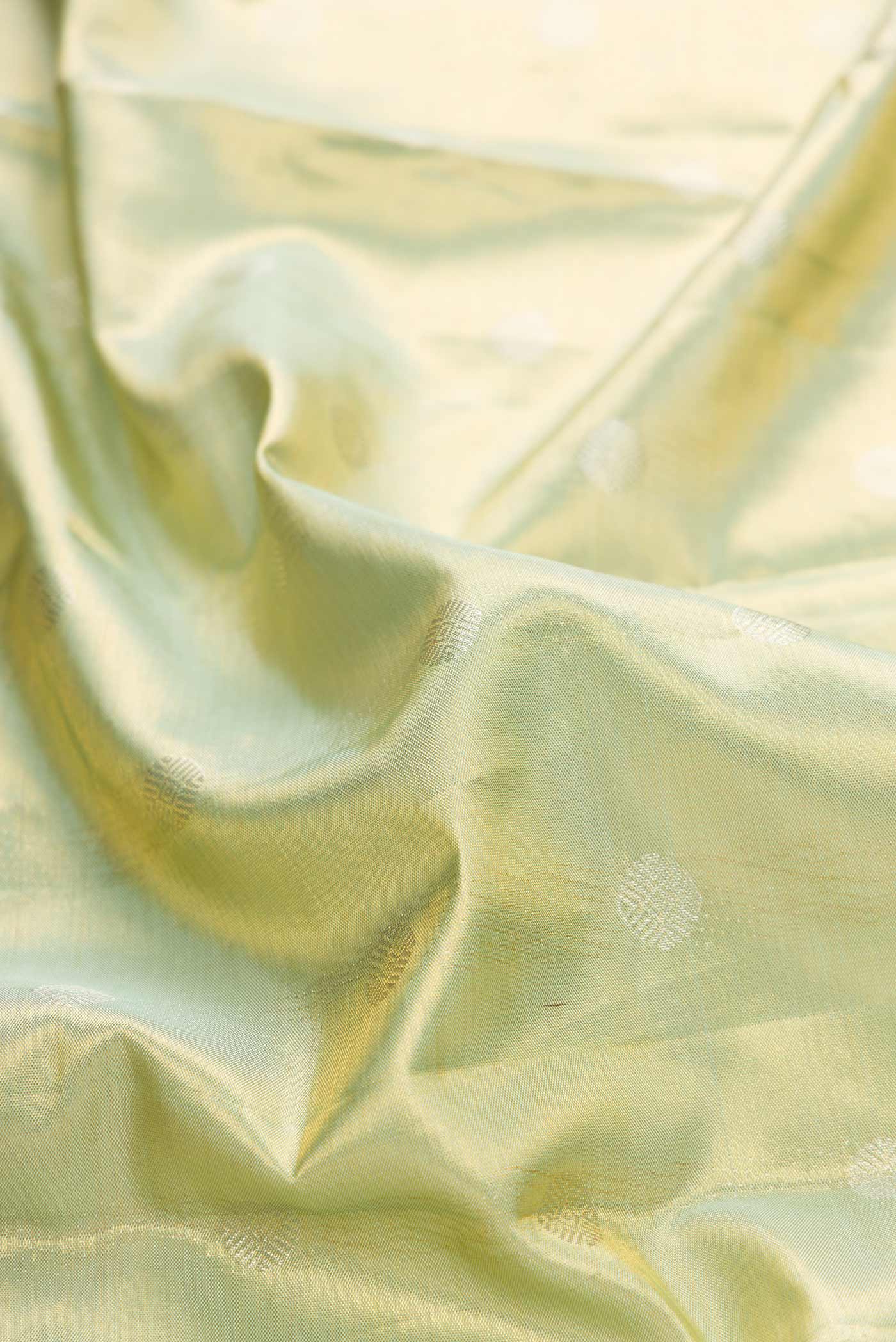 Pista Green Dual Tone Kanchipuram Tissue Silk Saree - Image 2