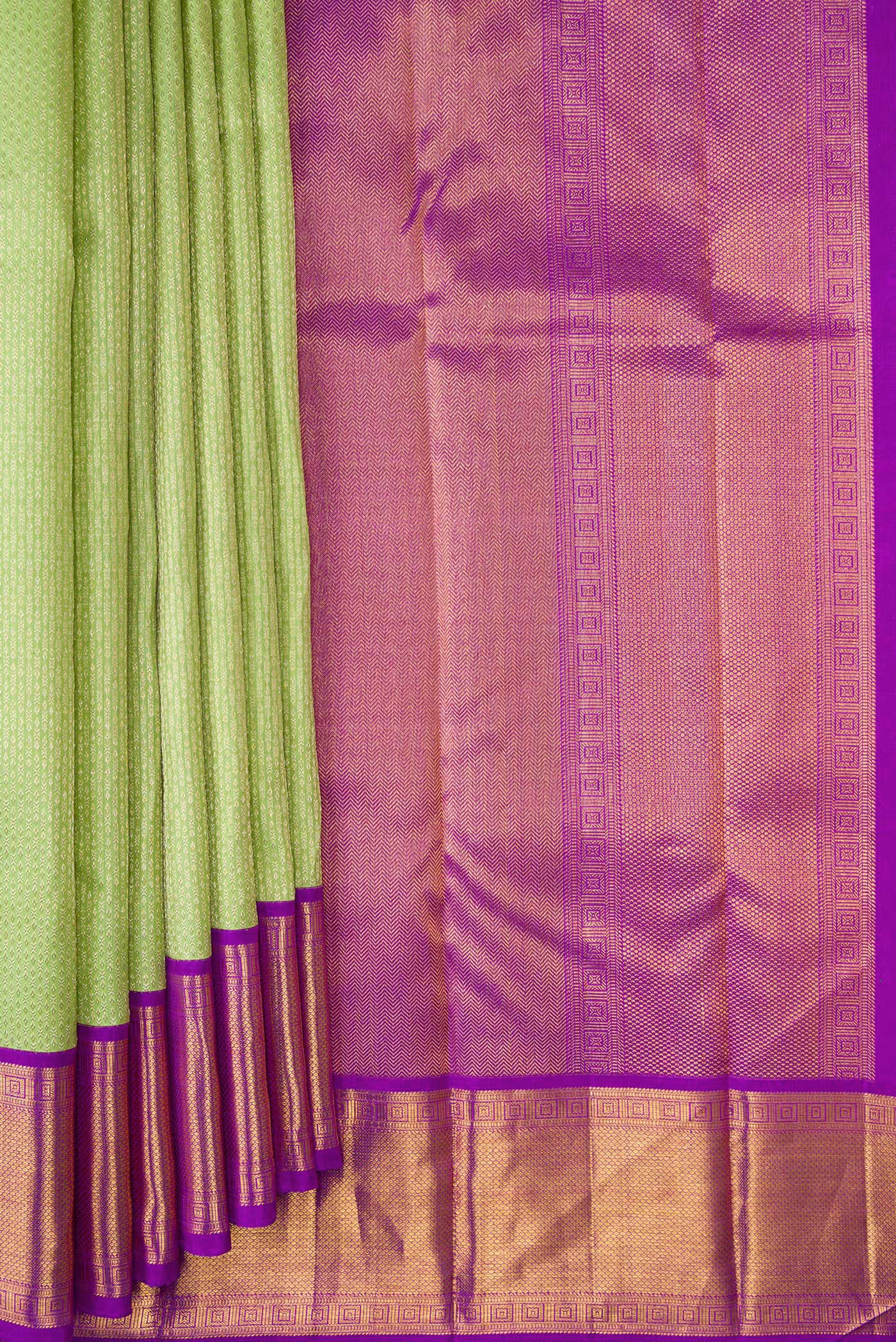 Pista Green Kanjivaram Silk Saree - Image 4