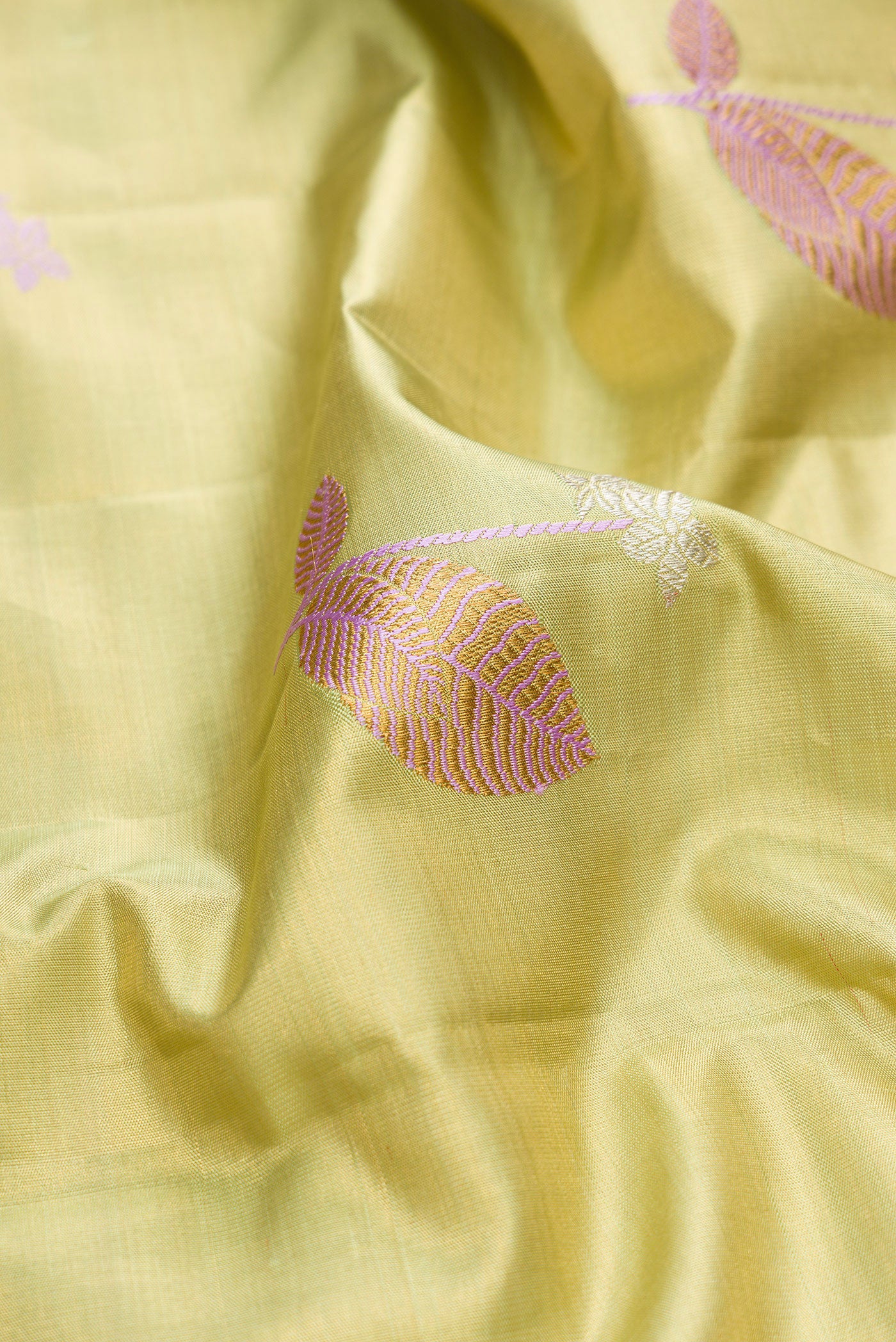 Gold with Light Green Color Kanjivaram Tissue Silk Saree - Image 2