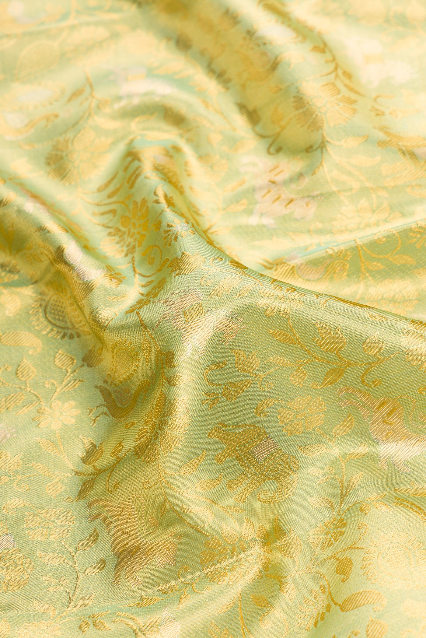 Pista Green Dual Tone Kanjivaram Tissue Silk Saree - Image 2