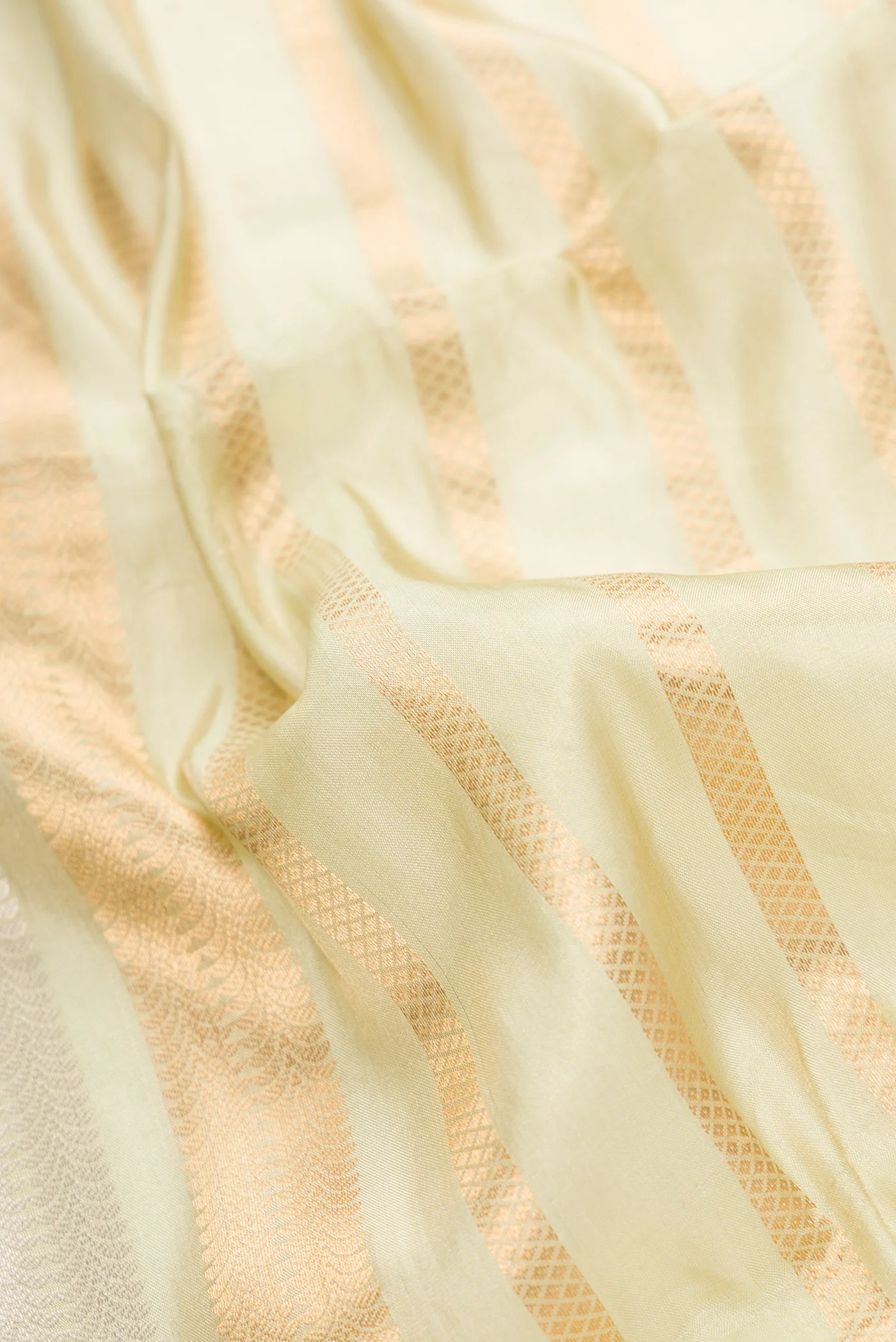 Pista Green Organza Silk Saree - Image 2
