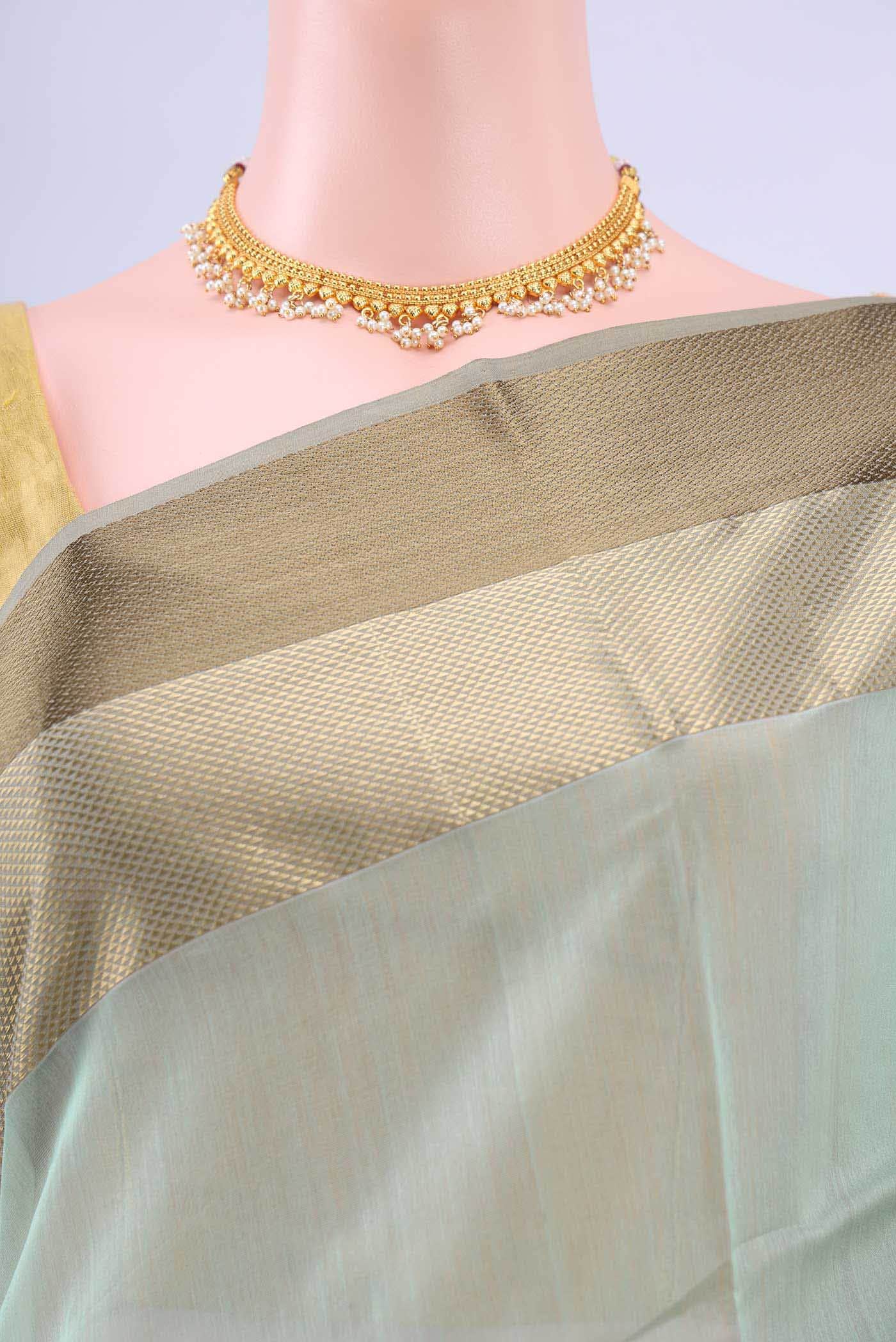 Pista Green Maheshwari Silk Saree - Image 3