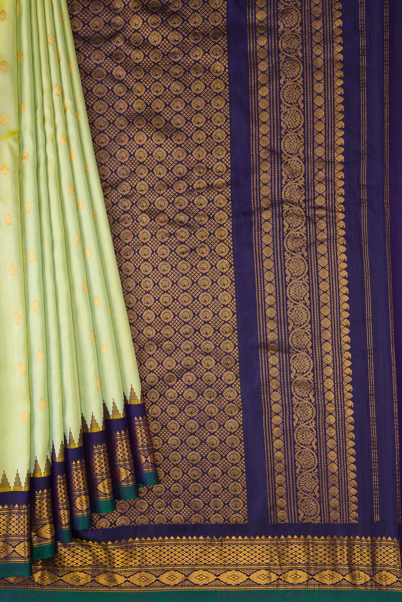 Pista Green with Yellow Color Gadwal Silk Saree - Image 4