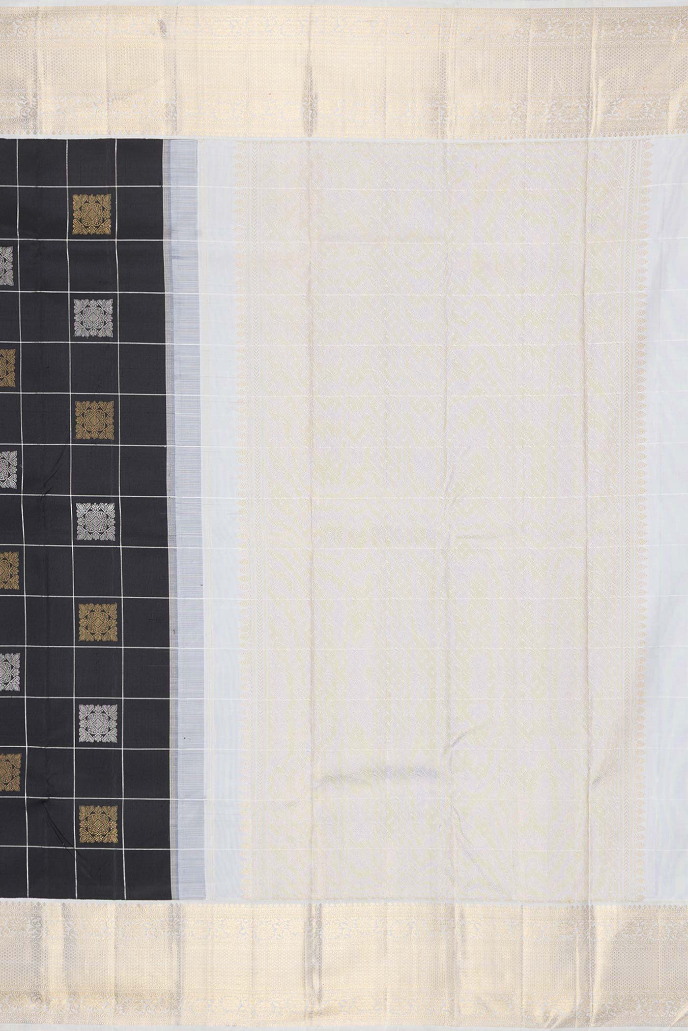 Pure Silk Pure Zari Black Dual Tone Kanchipuram Saree - Image 7