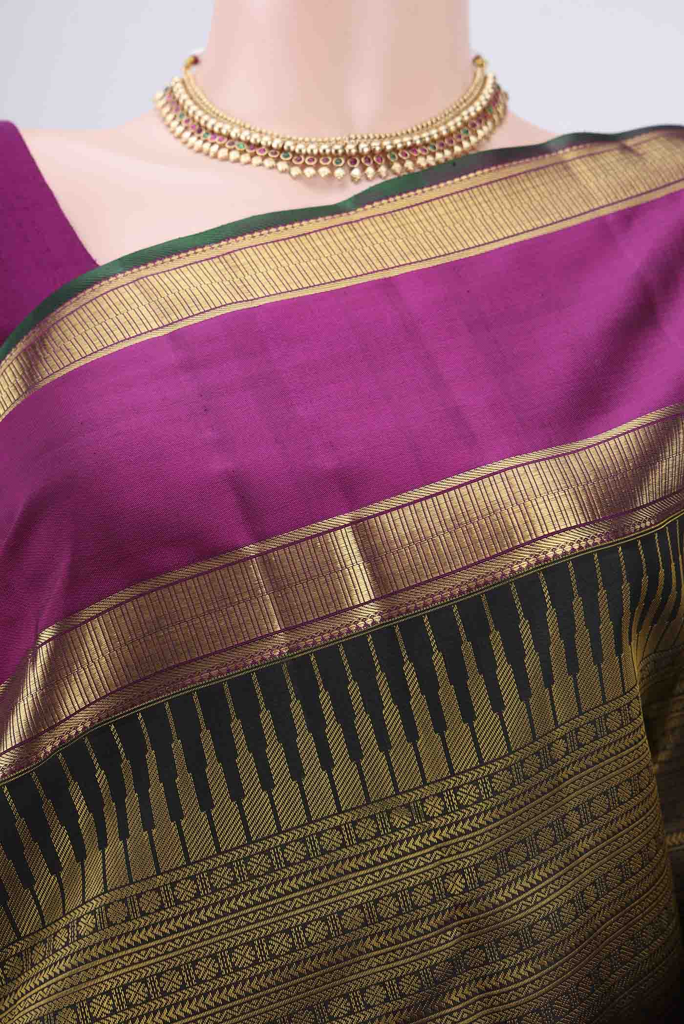 Pure Silk Pure Zari Black Kanjivaram Saree - Image 2
