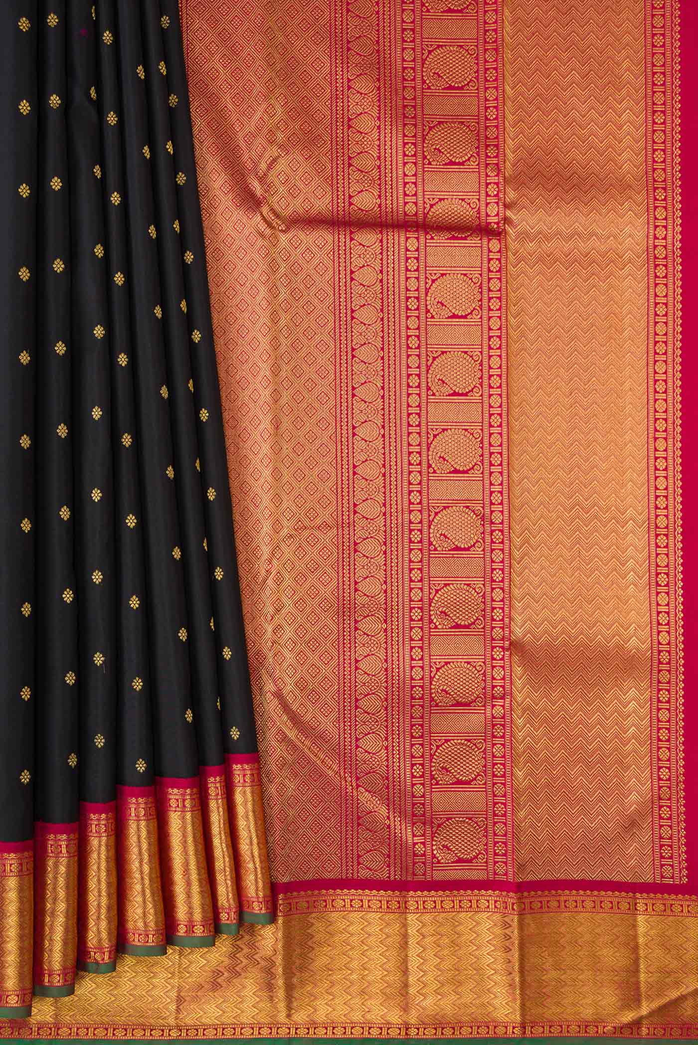 Pure Silk Pure Zari Black Dual Tone Kanjivaram Saree - Image 4