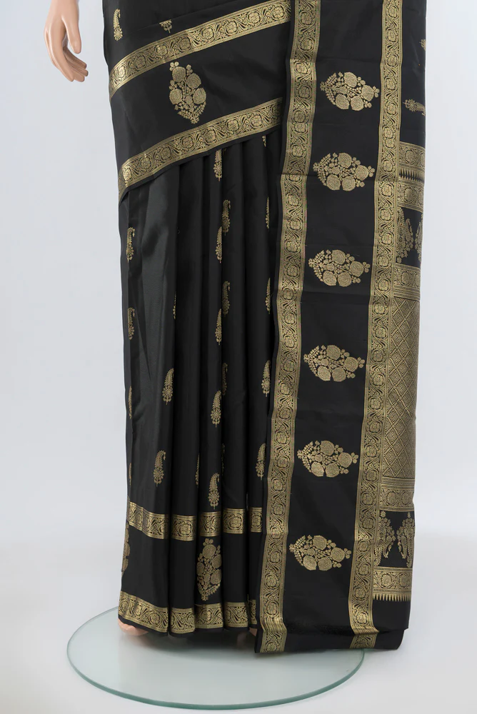 Black Kanchipuram Silk Saree - Image 3