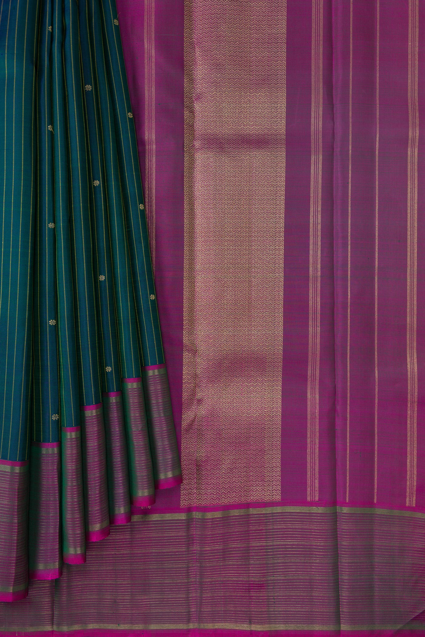 Pure Silk Pure Zari Blue with Green Color Kanchipuram Saree - Image 4