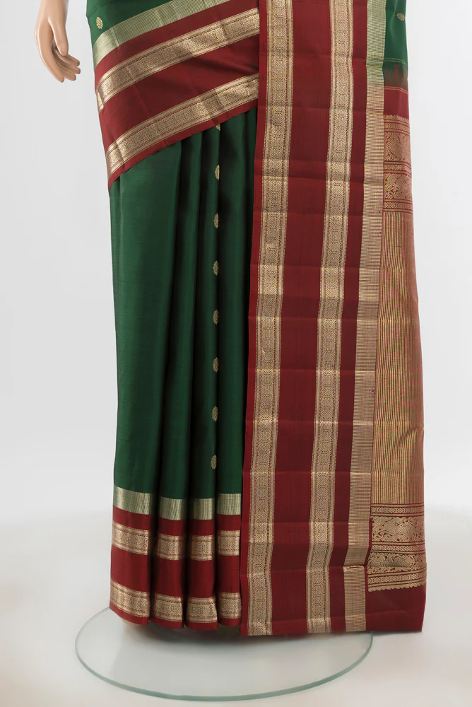 Bottle Green Kanjivaram Silk Saree - Image 3