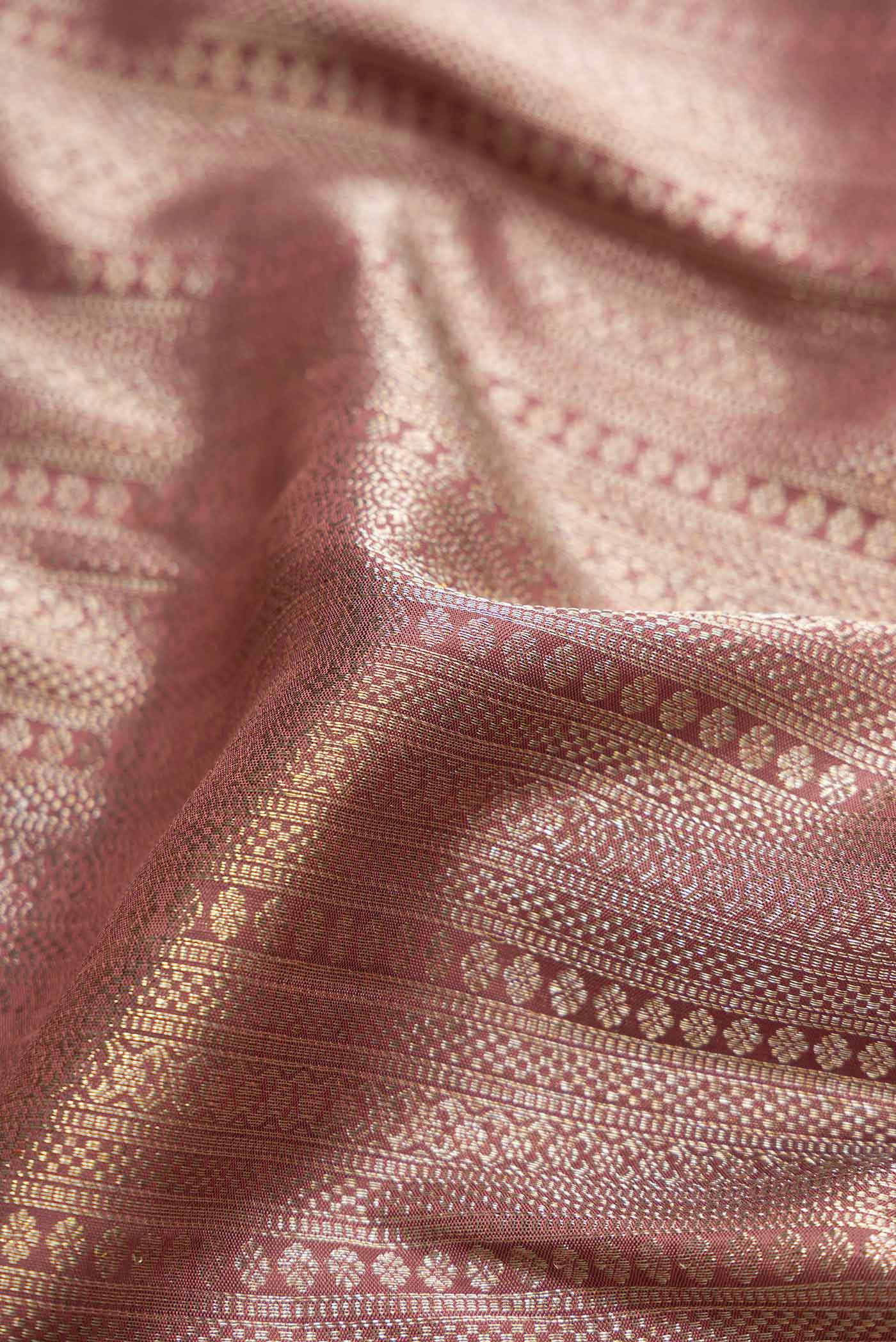 Pure Silk Pure Zari Mauve Kanjivaram Saree - Image 2