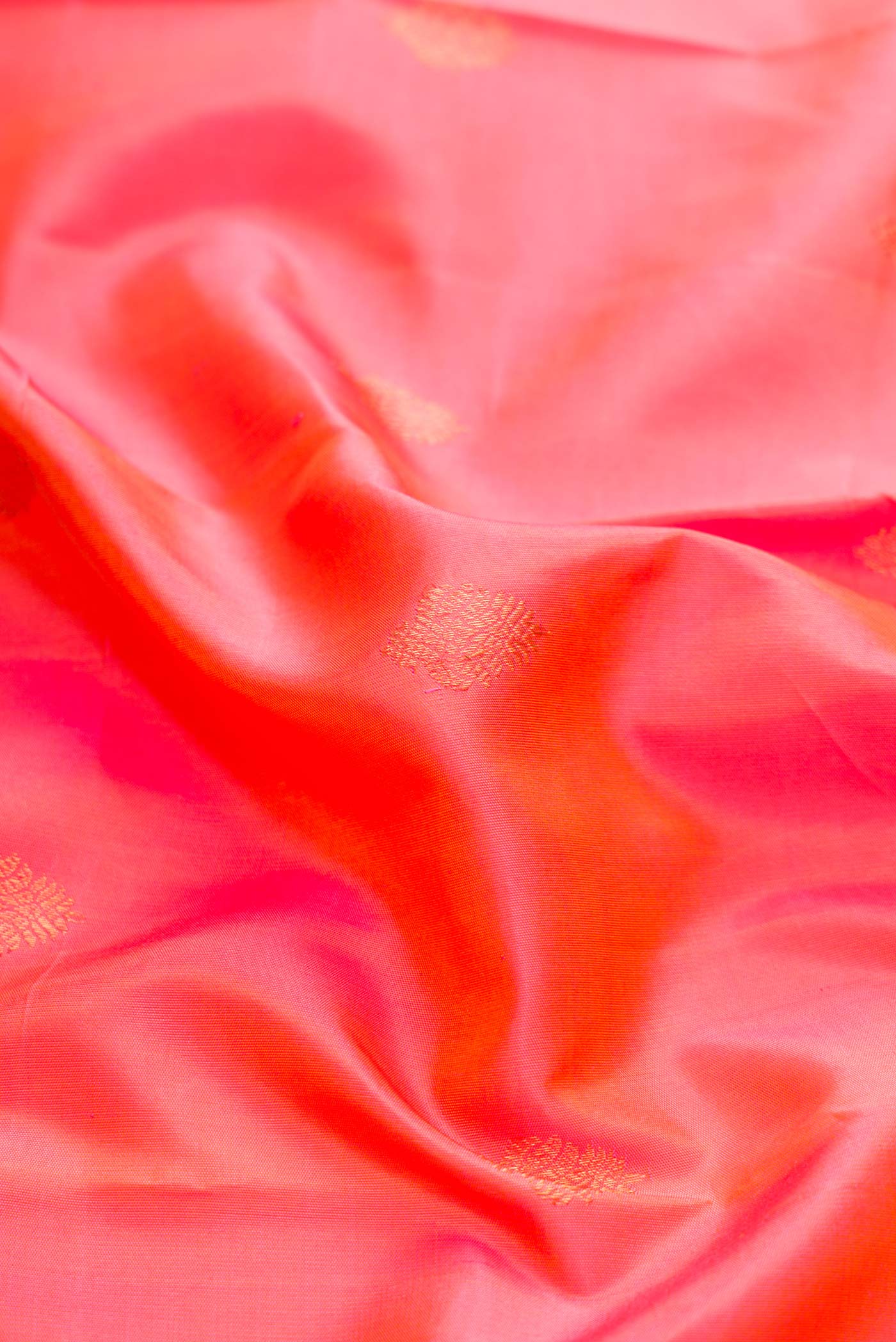 Pure Silk Pure Zari Coral Dual Tone Kanchipuram Saree - Image 2