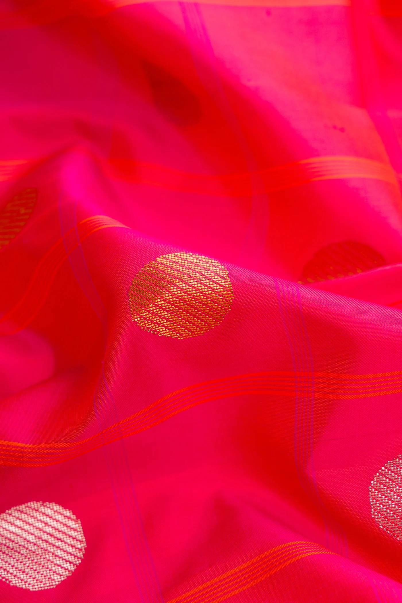 Pink with Orange Color Kanjivaram Silk Saree - Image 2