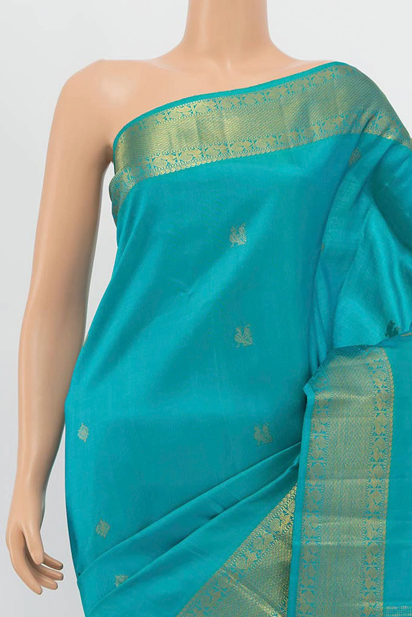 Pure Silk Pure Zari Coral Kanjivaram Saree - Image 2