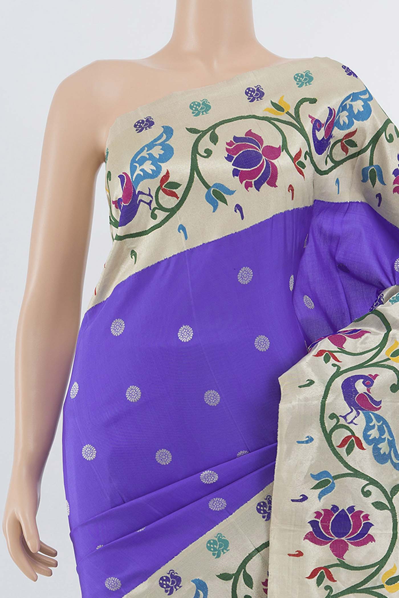 Pure Silk Pure Zari Lavender Gadwal Saree - Image 2