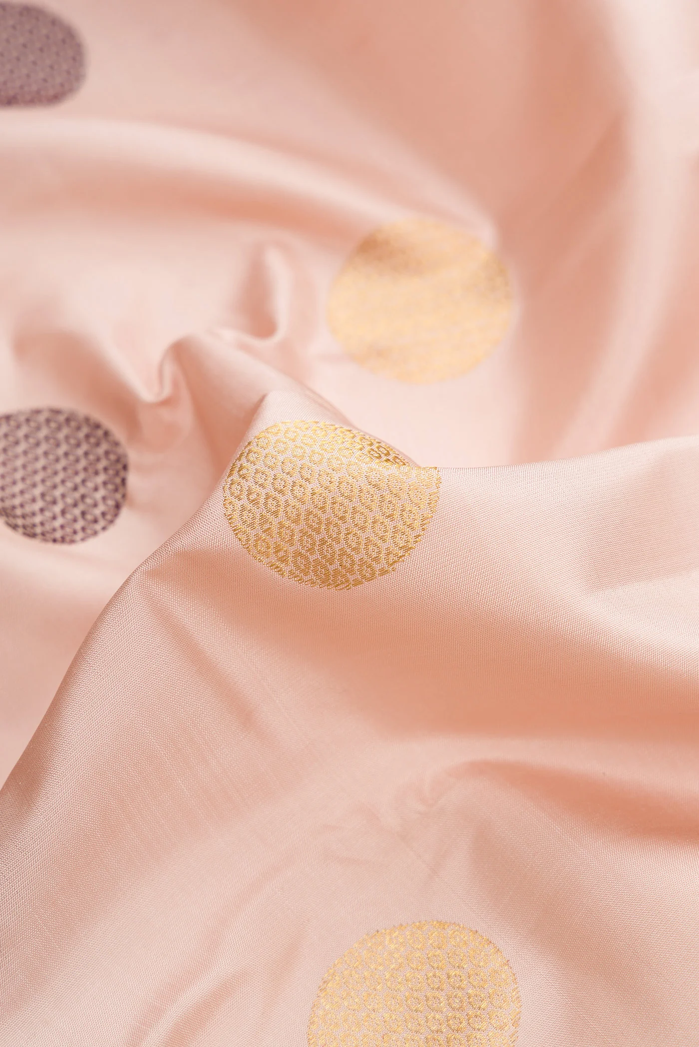 Pure Silk Pure Zari Rose Gold Kanchipuram Saree - Image 2