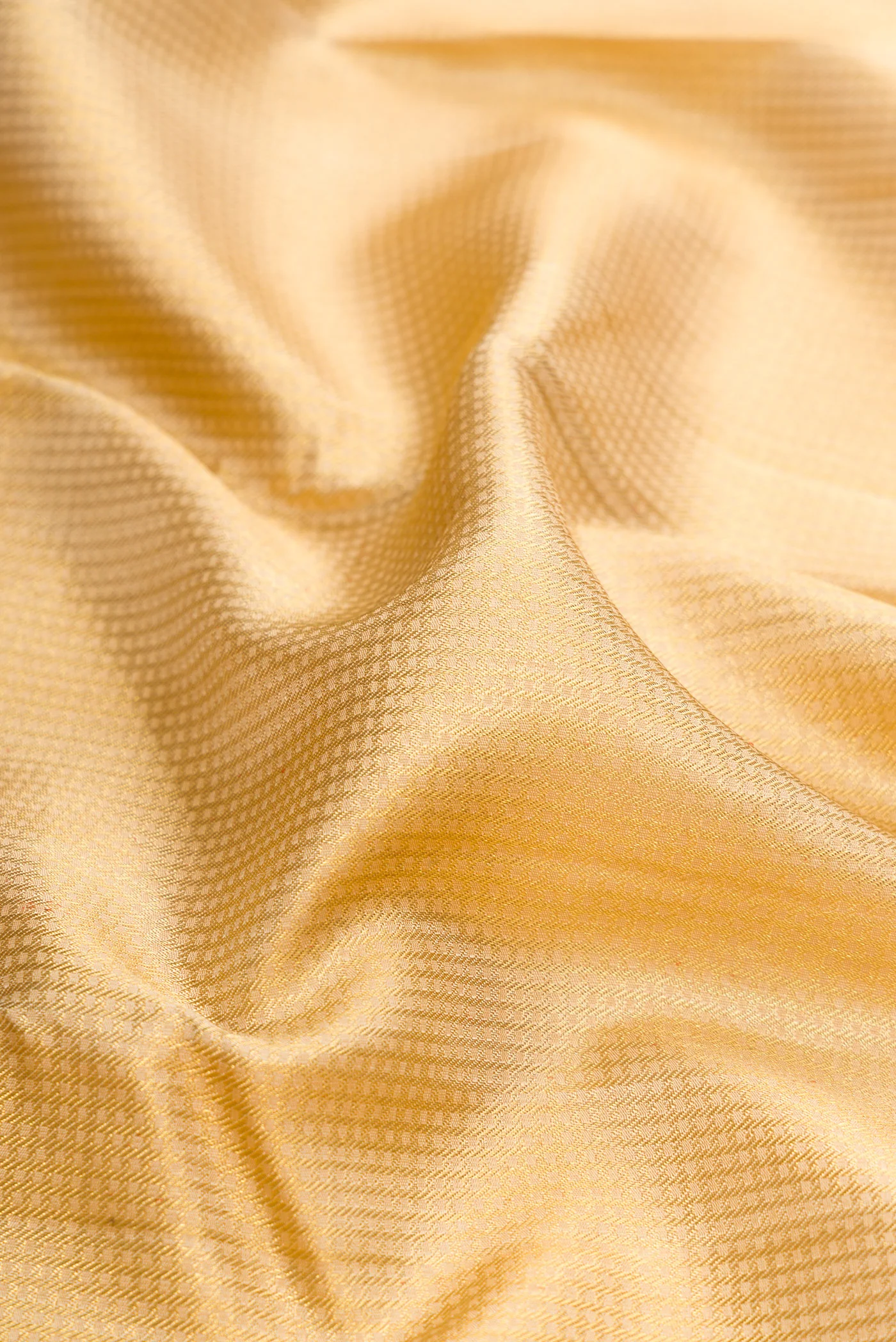 Pure Silk Pure Zari Gold Kanjivaram Saree - Image 2