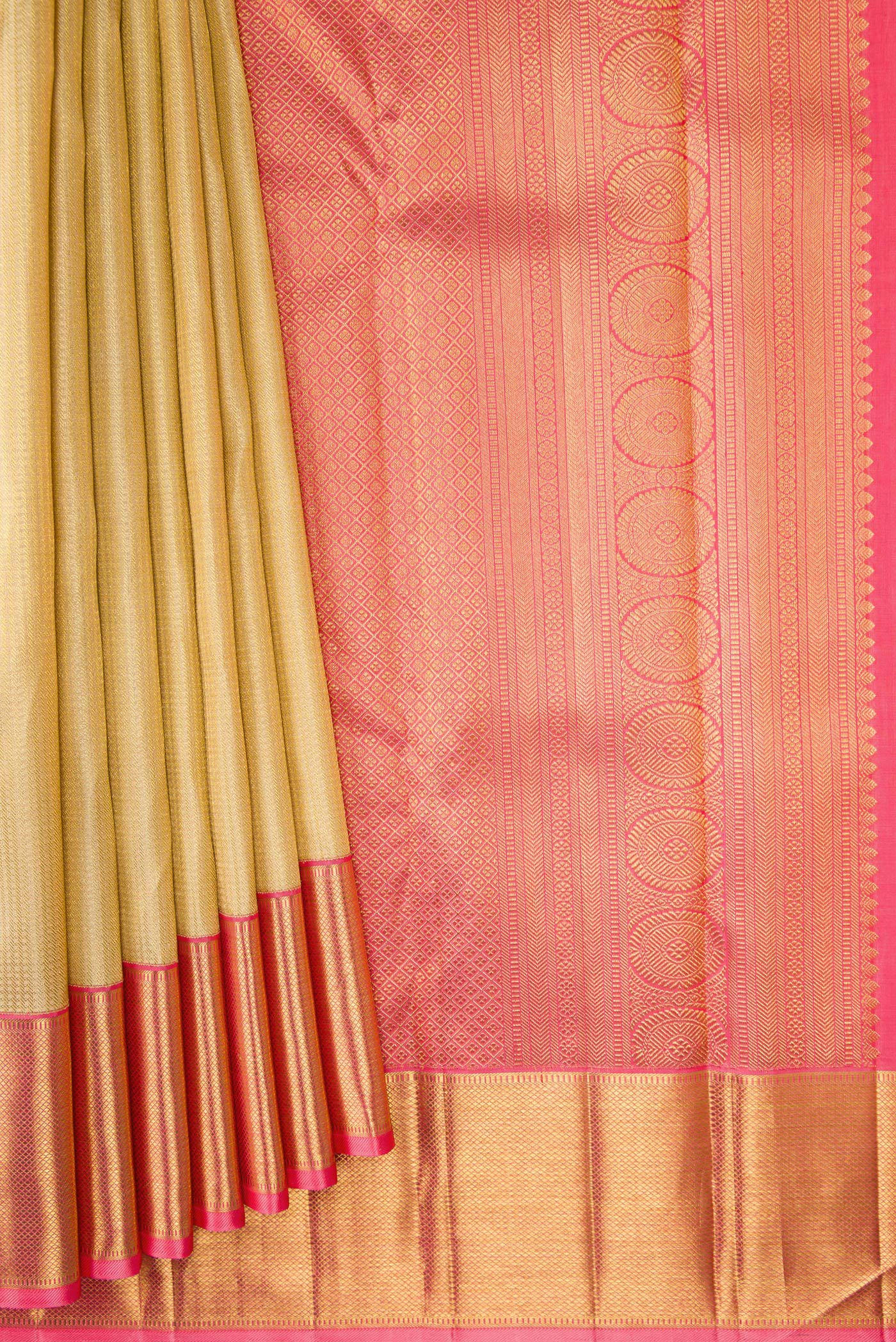 Pure Silk Pure Zari Gold Kanjivaram Saree - Image 4