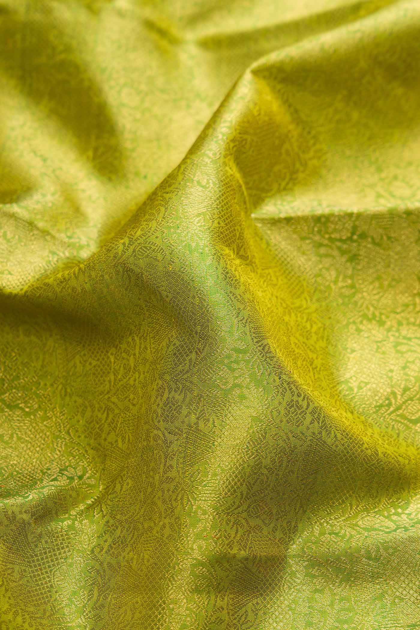 Pure Silk Pure Zari Green Dual Tone Kanjivaram Saree - Image 2