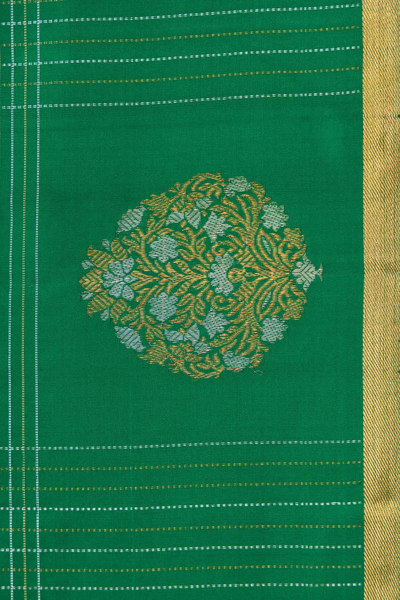 Pure Silk Pure Zari Green Dual Tone Kanjivaram Saree - Image 3