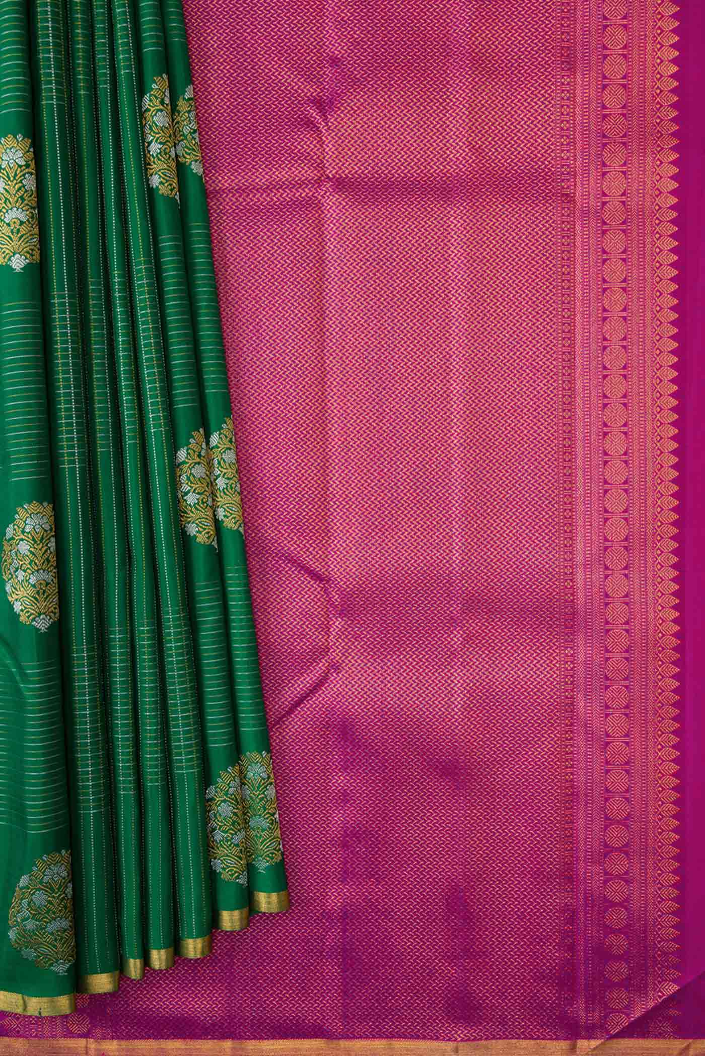 Pure Silk Pure Zari Green Dual Tone Kanjivaram Saree - Image 4