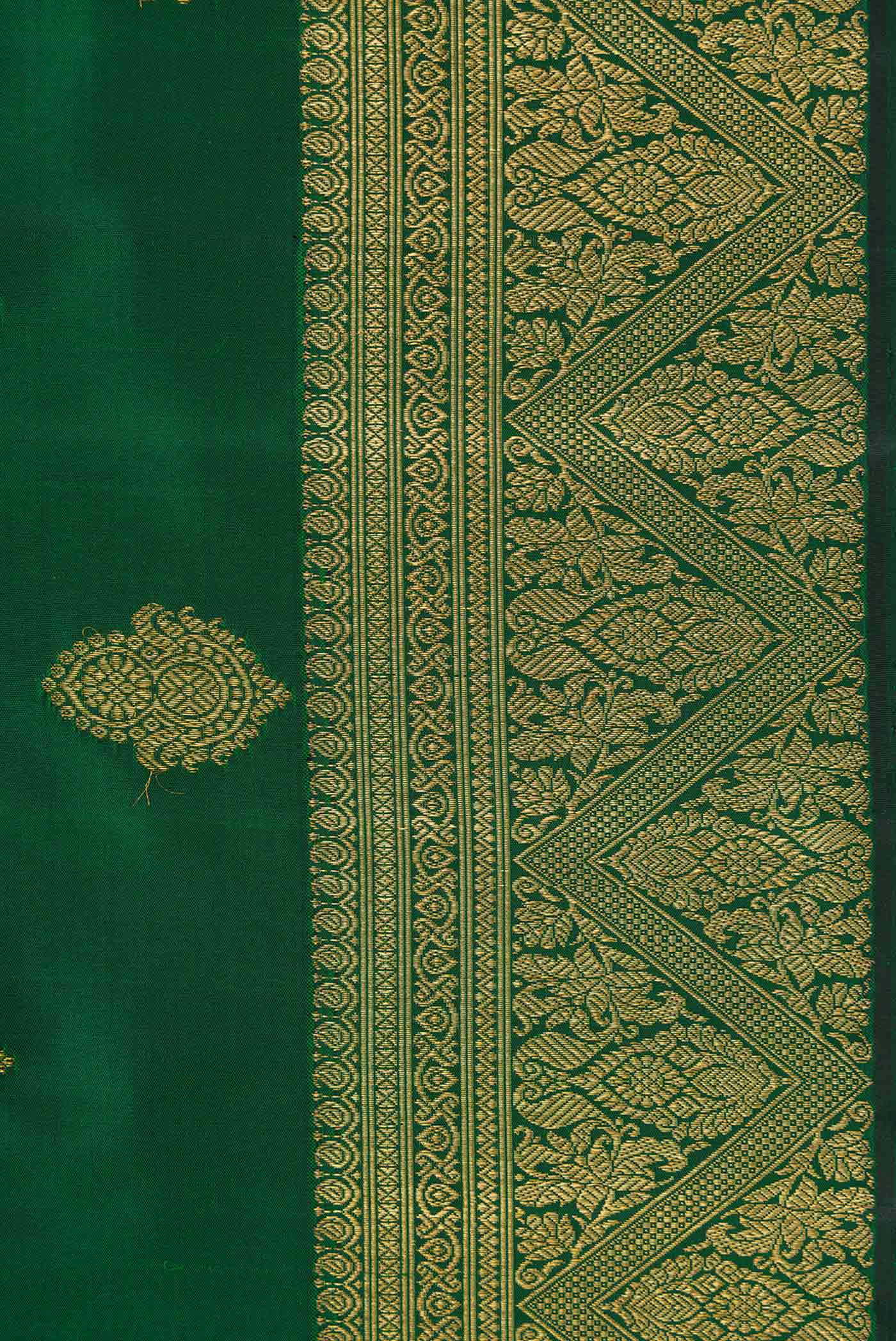 Pure Silk Pure Zari Green Dual Tone Kanjivaram Saree - Image 3