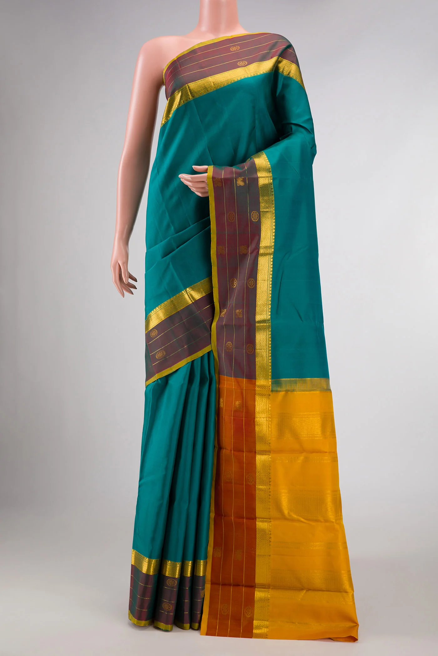 Pure Silk Pure Zari Green Dual Tone Kanjivaram Saree