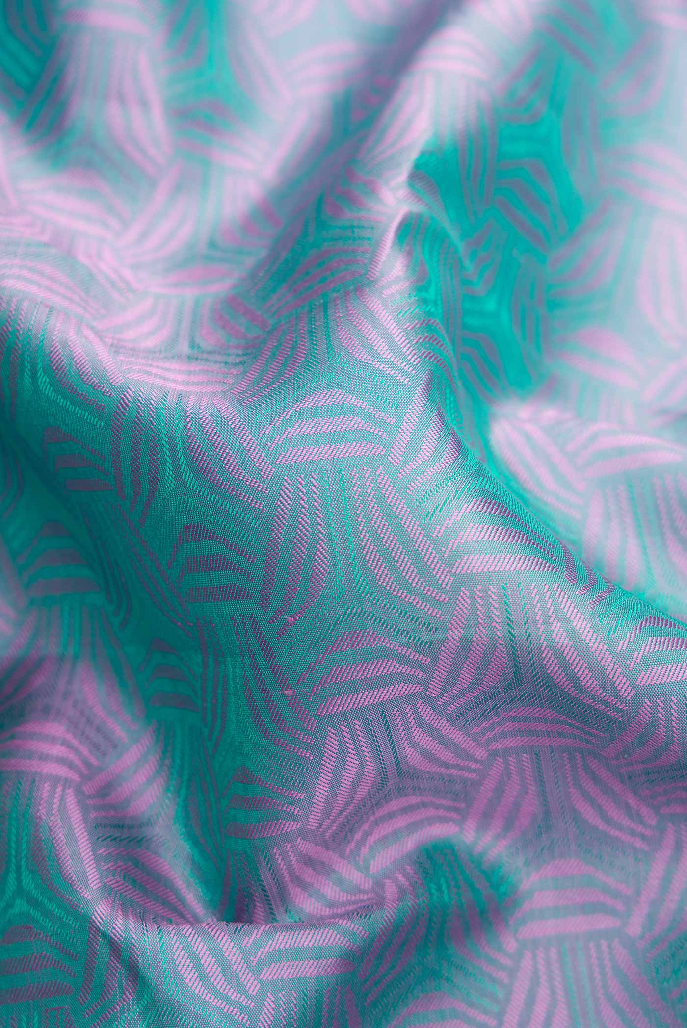 Pure Silk Pure Zari Lavender with Turquoise Color Kanchipuram Saree - Image 2