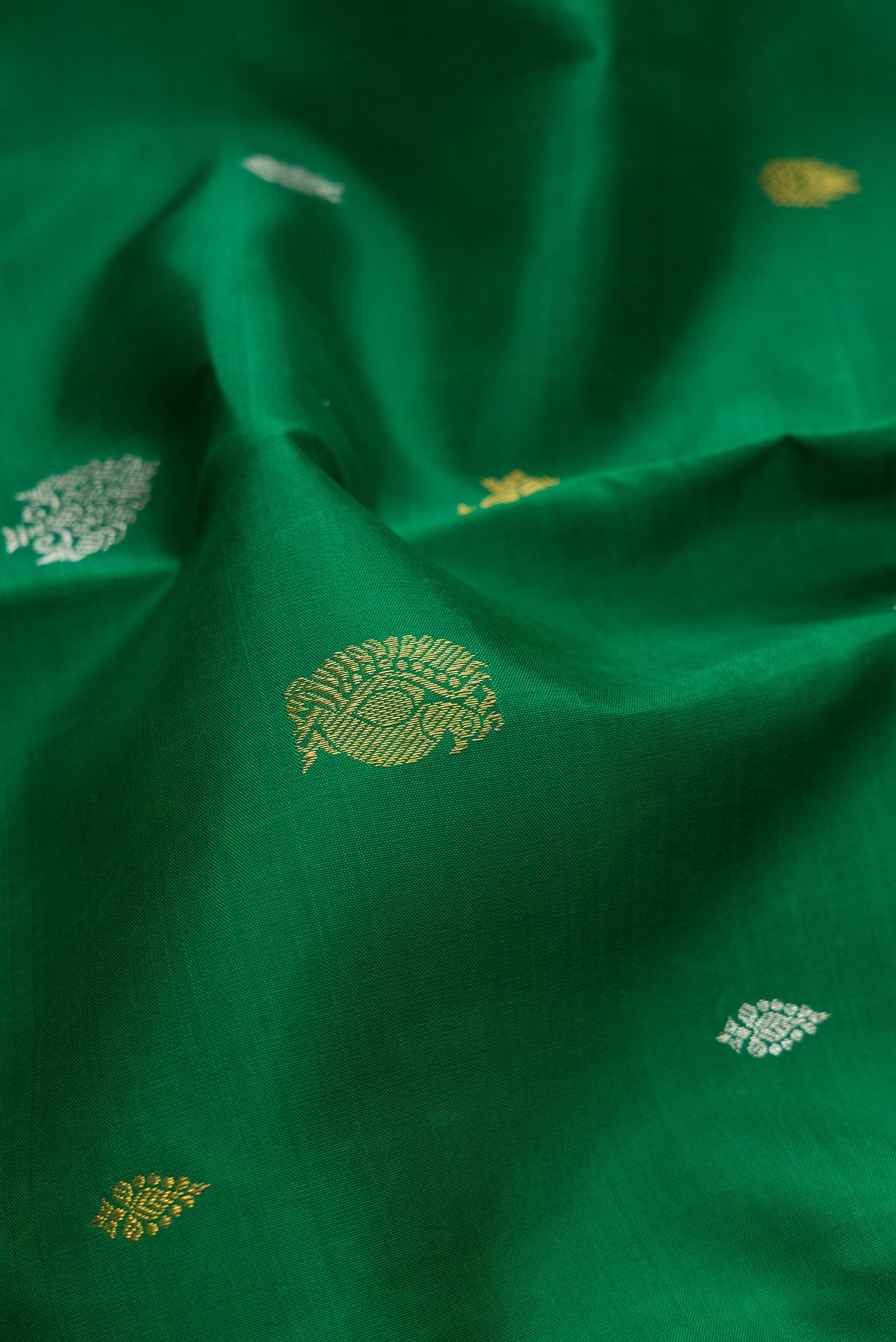 Pure Silk Pure Zari Green Kanchipuram Saree - Image 2