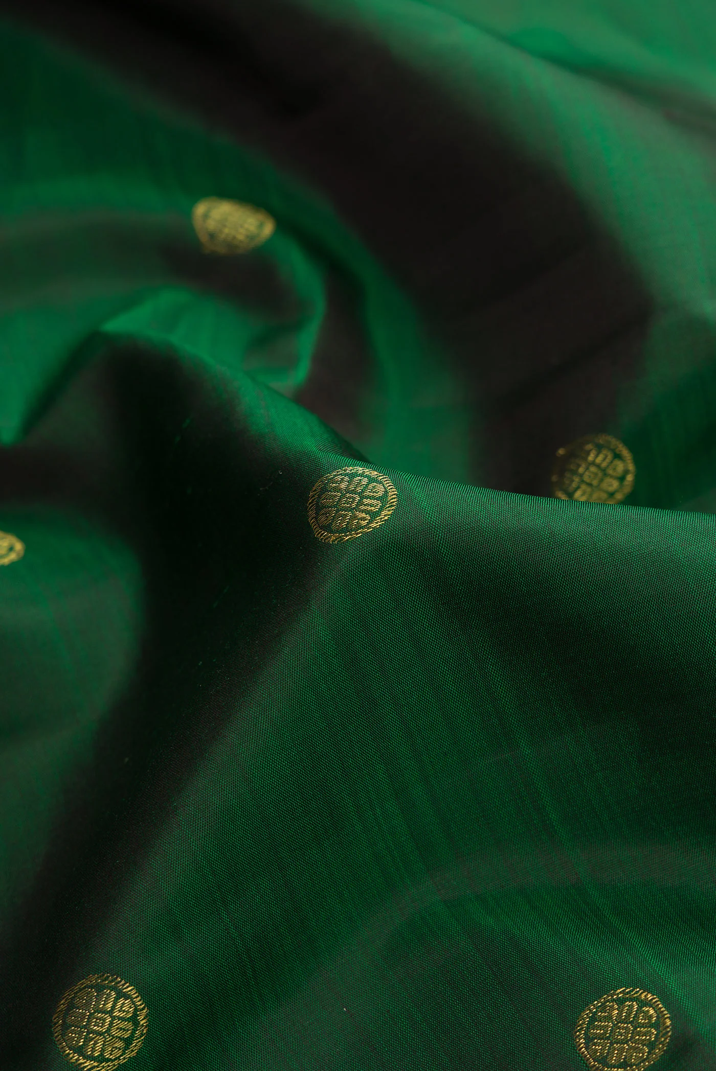 Pure Silk Pure Zari Bottle Green Kanchipuram Saree - Image 2