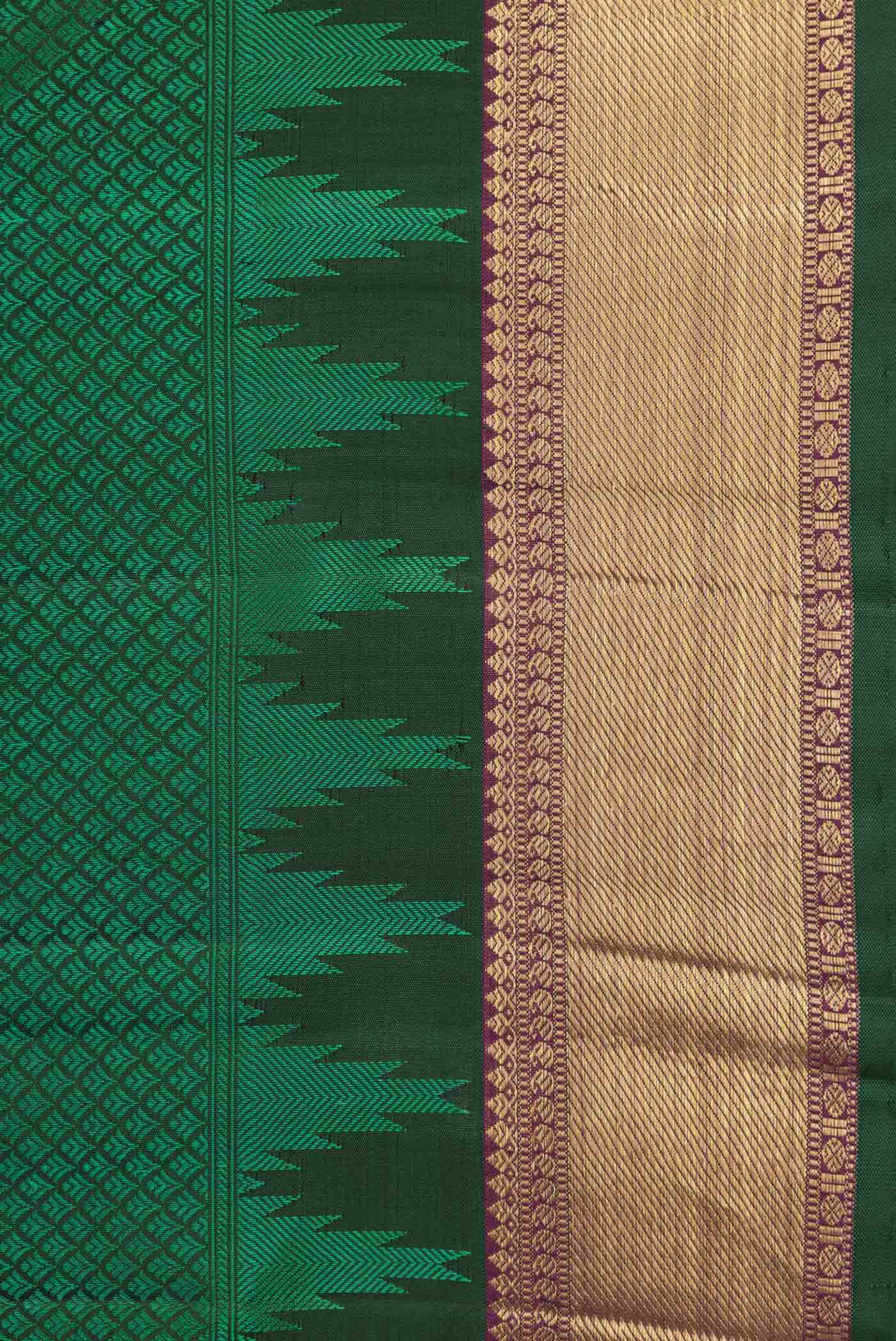 Pure Silk Pure Zari Green Dual Tone Kanchipuram Saree - Image 3