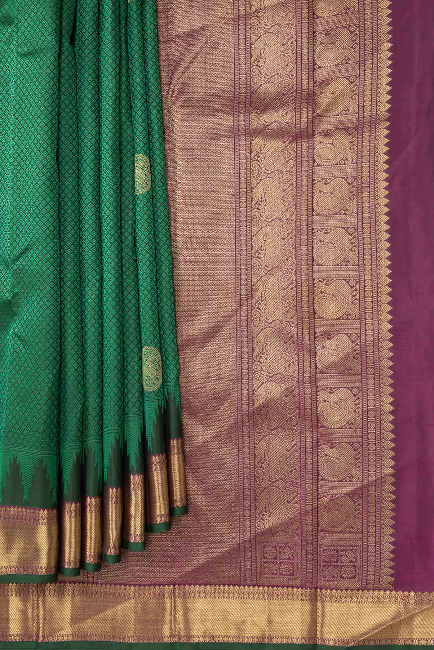 Pure Silk Pure Zari Green Dual Tone Kanchipuram Saree - Image 4